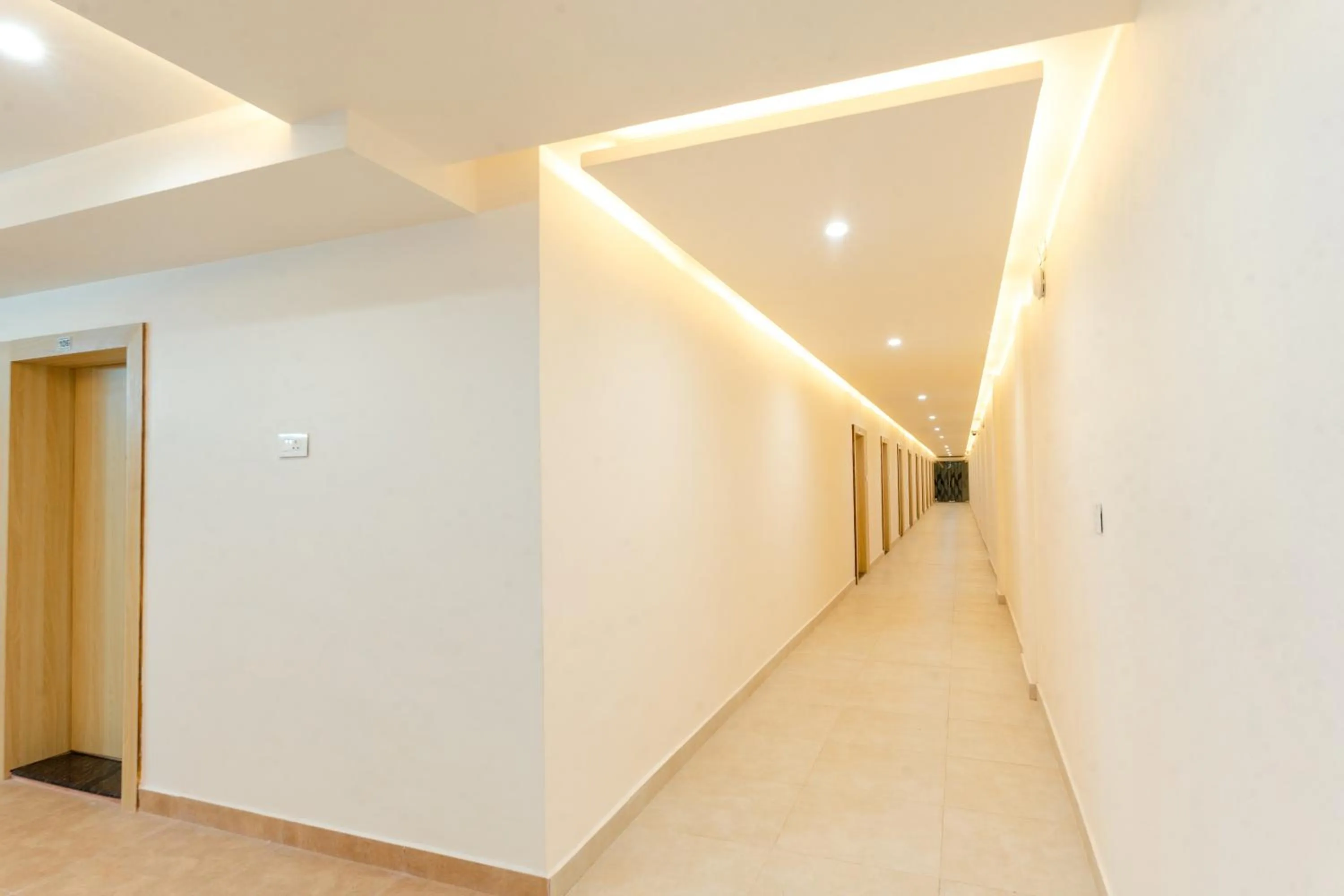 Sri Senthoor Velavan Palace SSV Palace