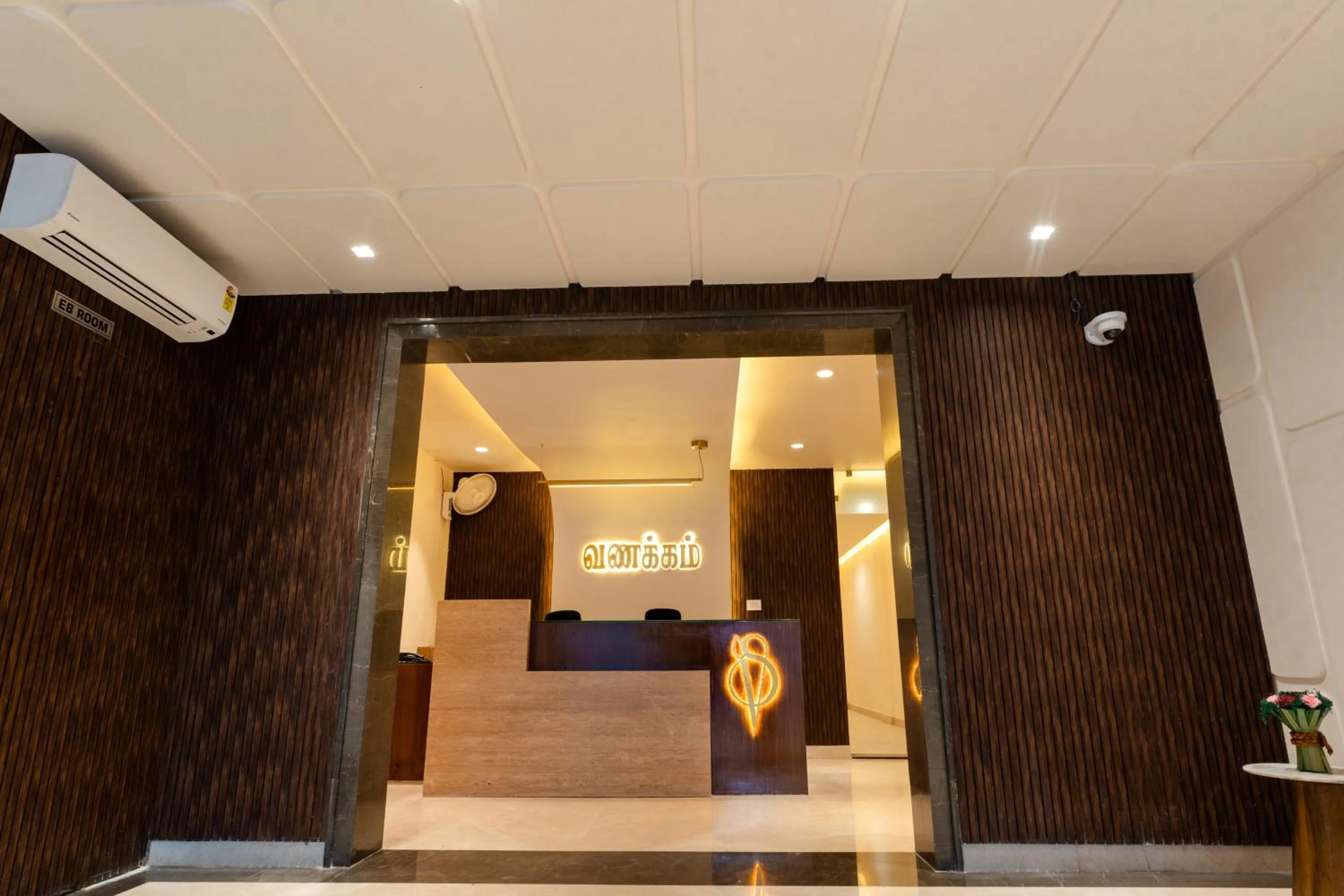 Seating area, Bed in Sri Senthoor Velavan Palace SSV Palace