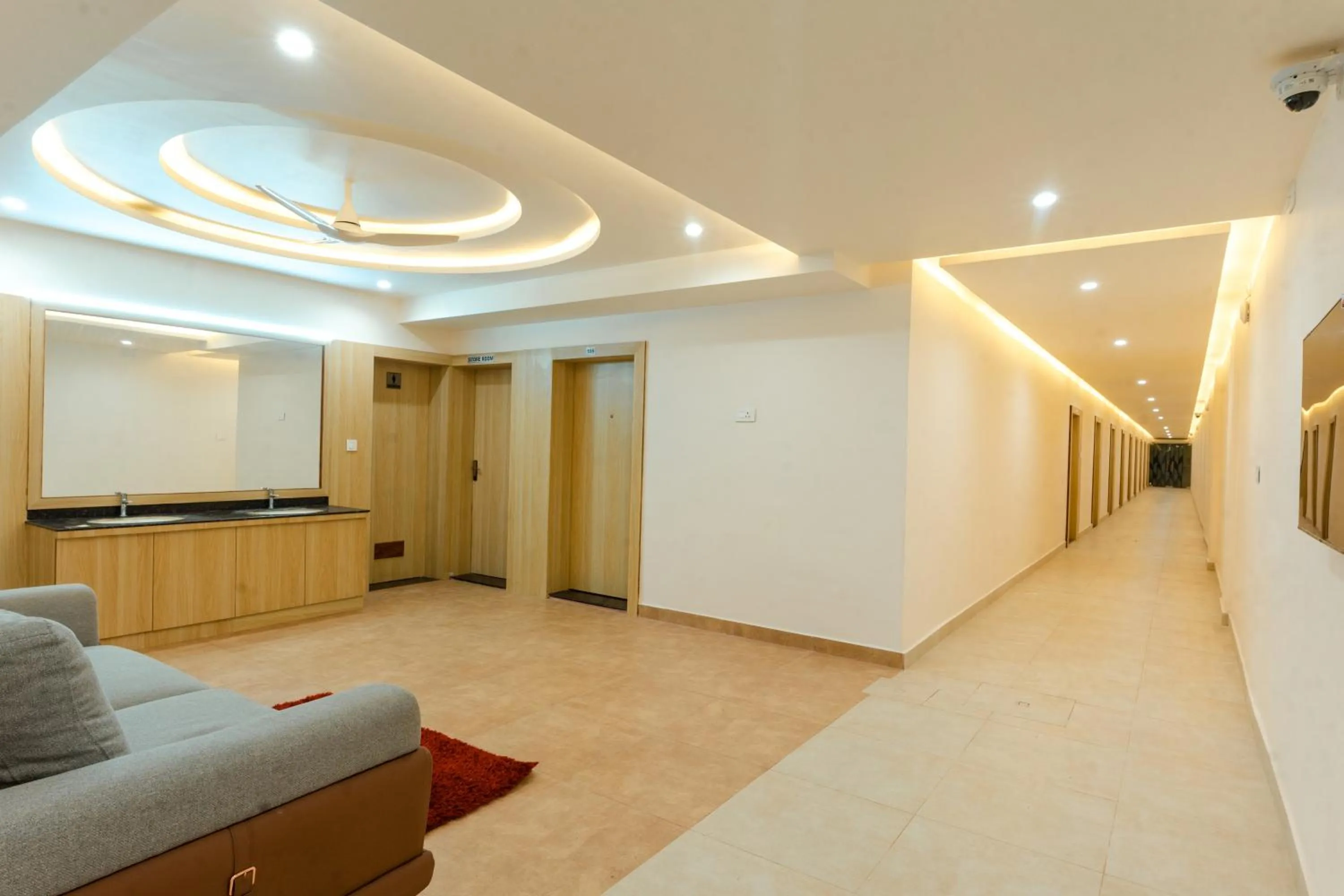 Sri Senthoor Velavan Palace SSV Palace