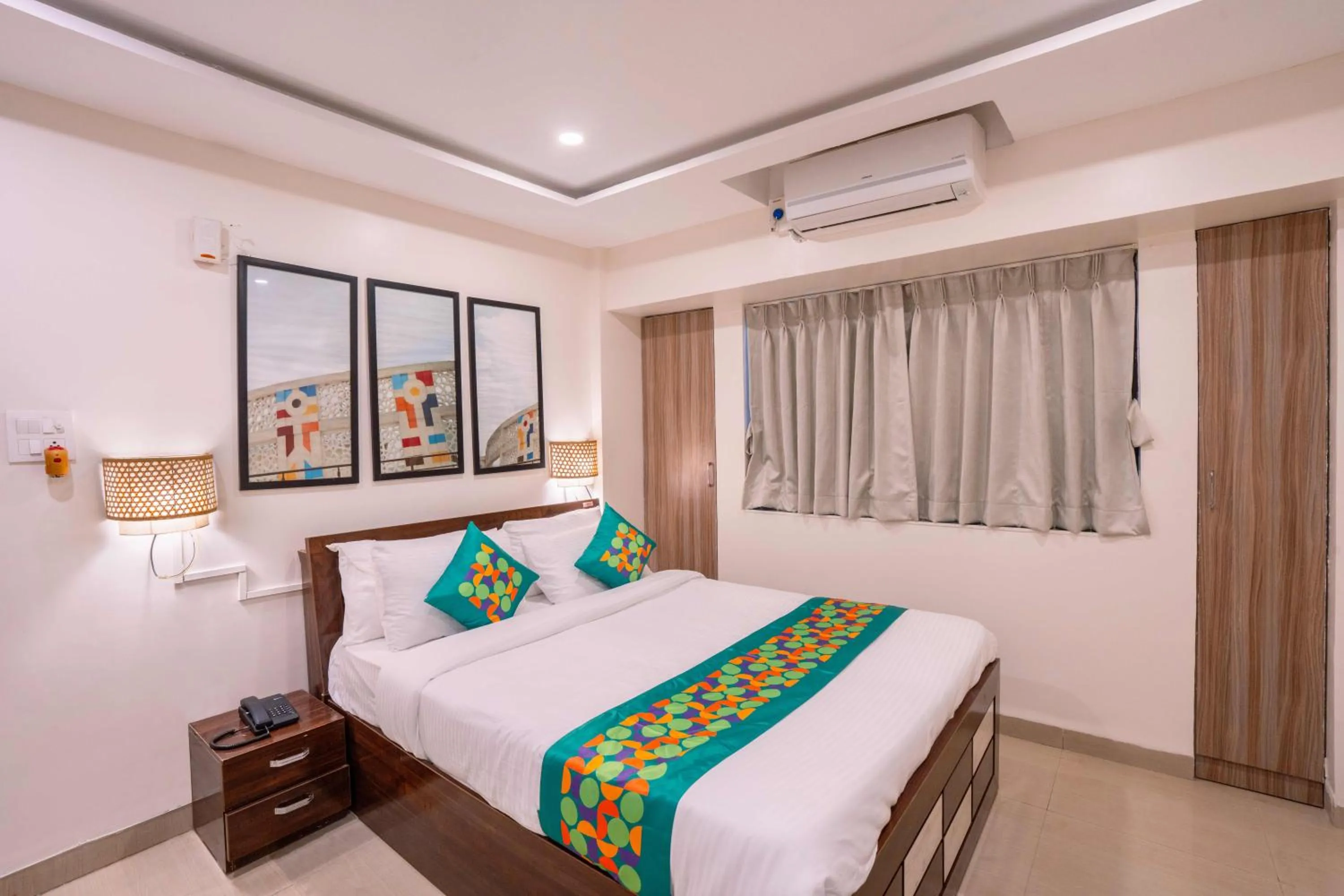 Bedroom, Bed in Treebo Royal Comfort Atithi