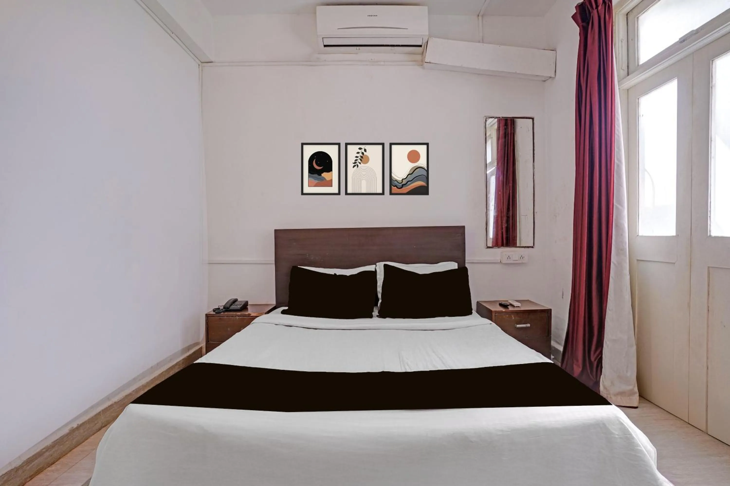 Bedroom, Bed in Townhouse Calangute - Baga Circle Formerly Park Avenue