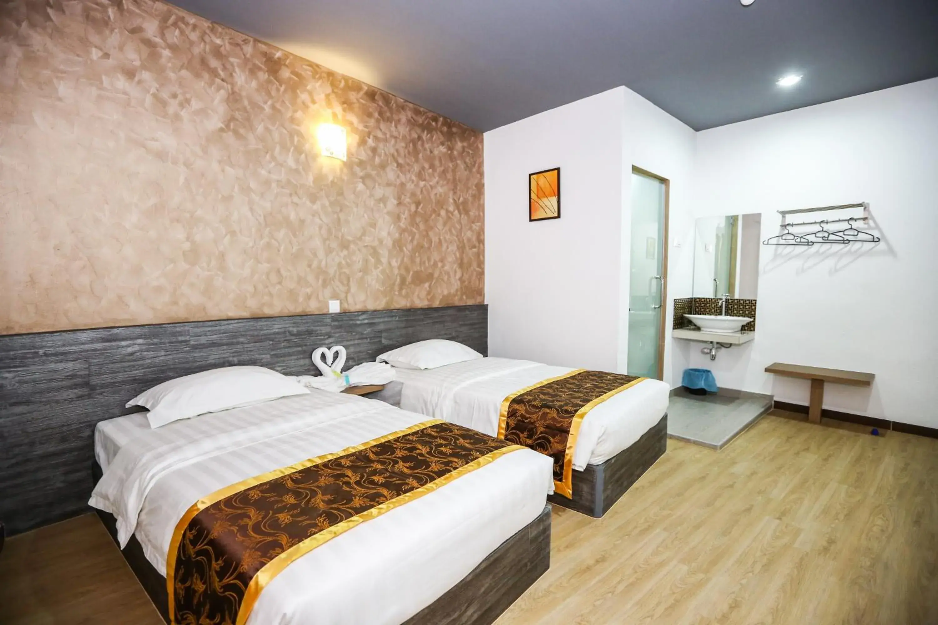 Superior Twin Room in New Dawn Hotel Pontian Sdn Bhd Superior Twin Room in New Dawn Hotel Pontian Sdn Bhd