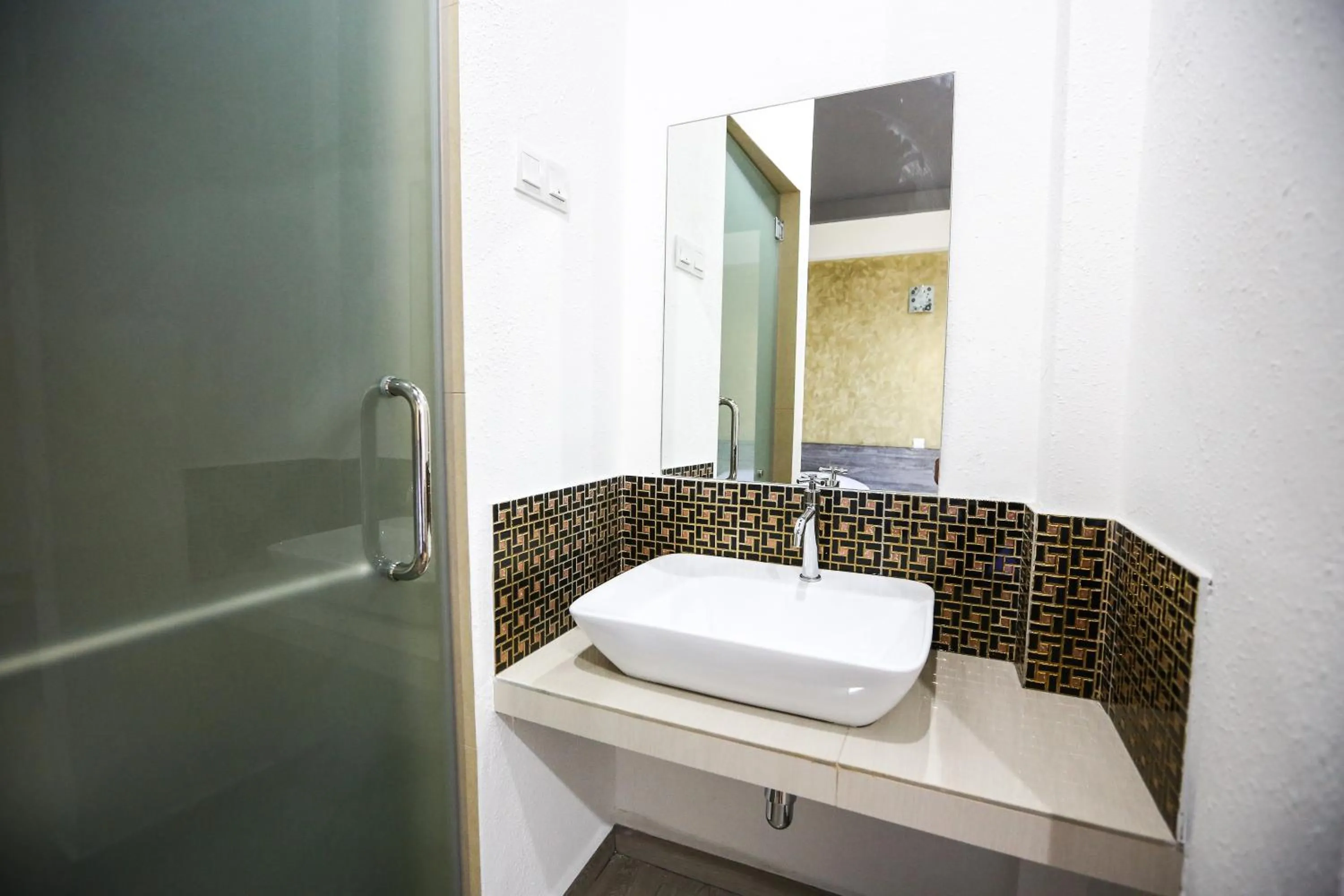 Bathroom in New Dawn Hotel Pontian Sdn Bhd