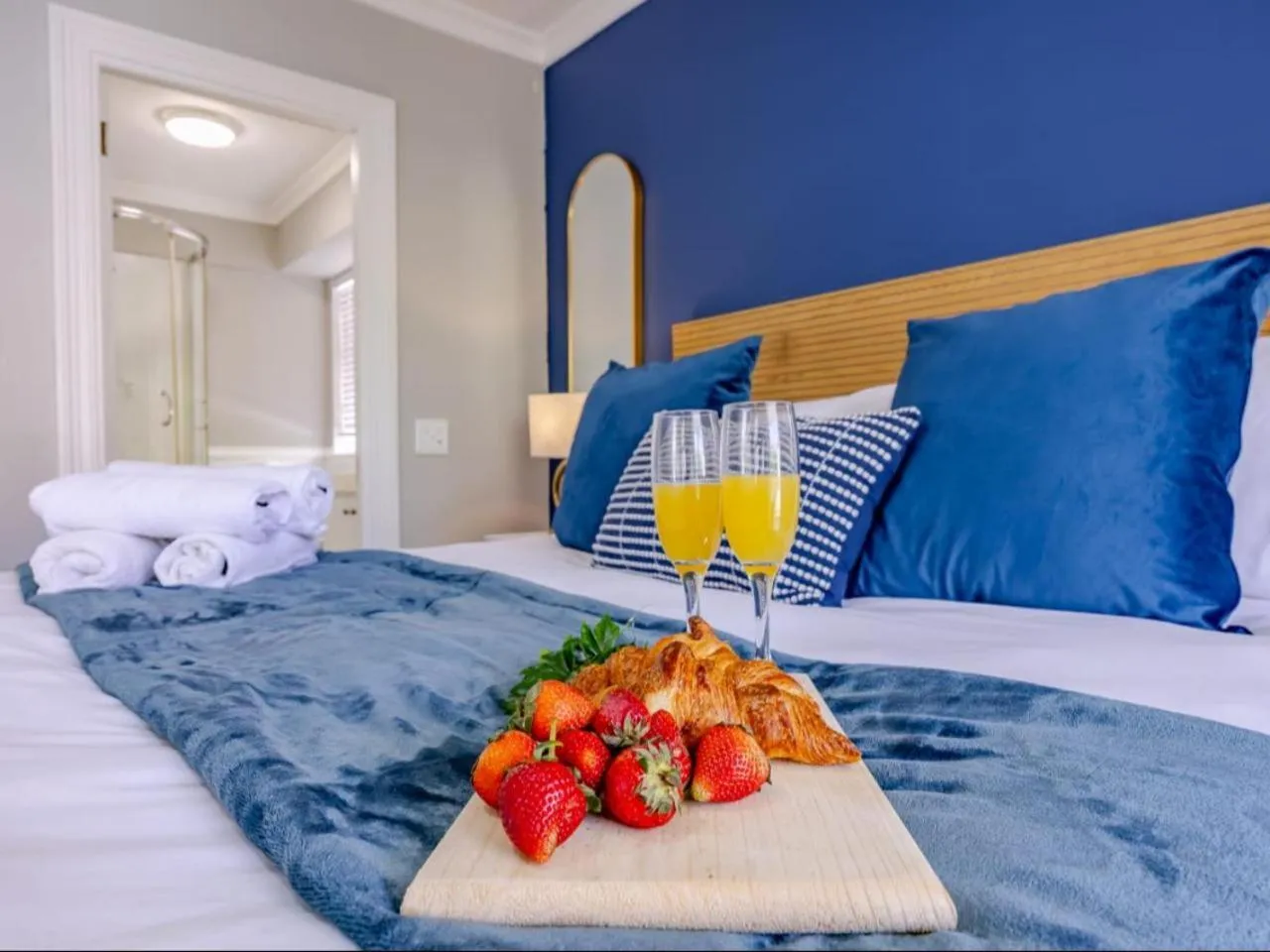 Photo of the whole room, Bed in Craigrownie Luxury Guest House