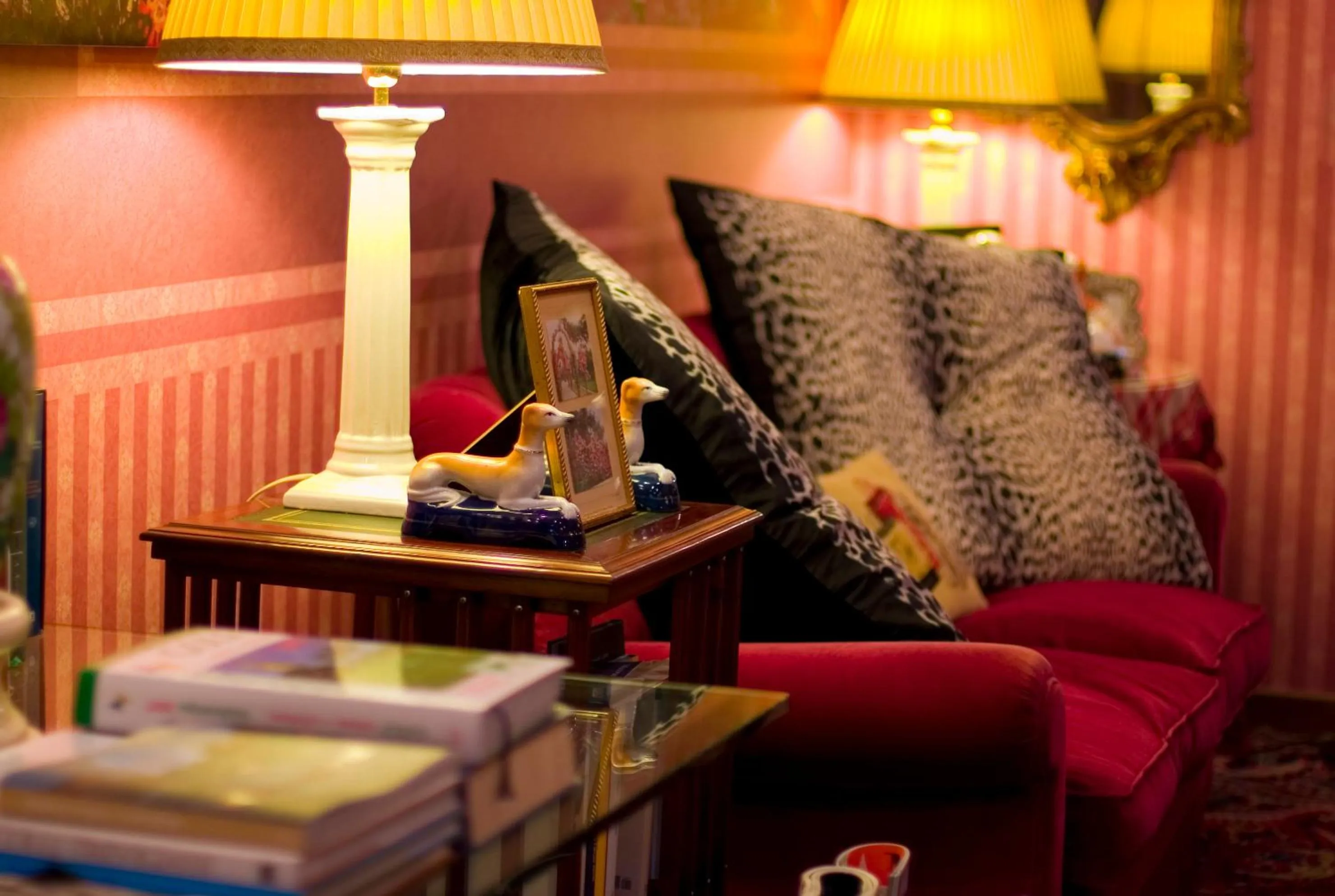 Lobby or reception in Villa Abbazia Relais & Chateaux