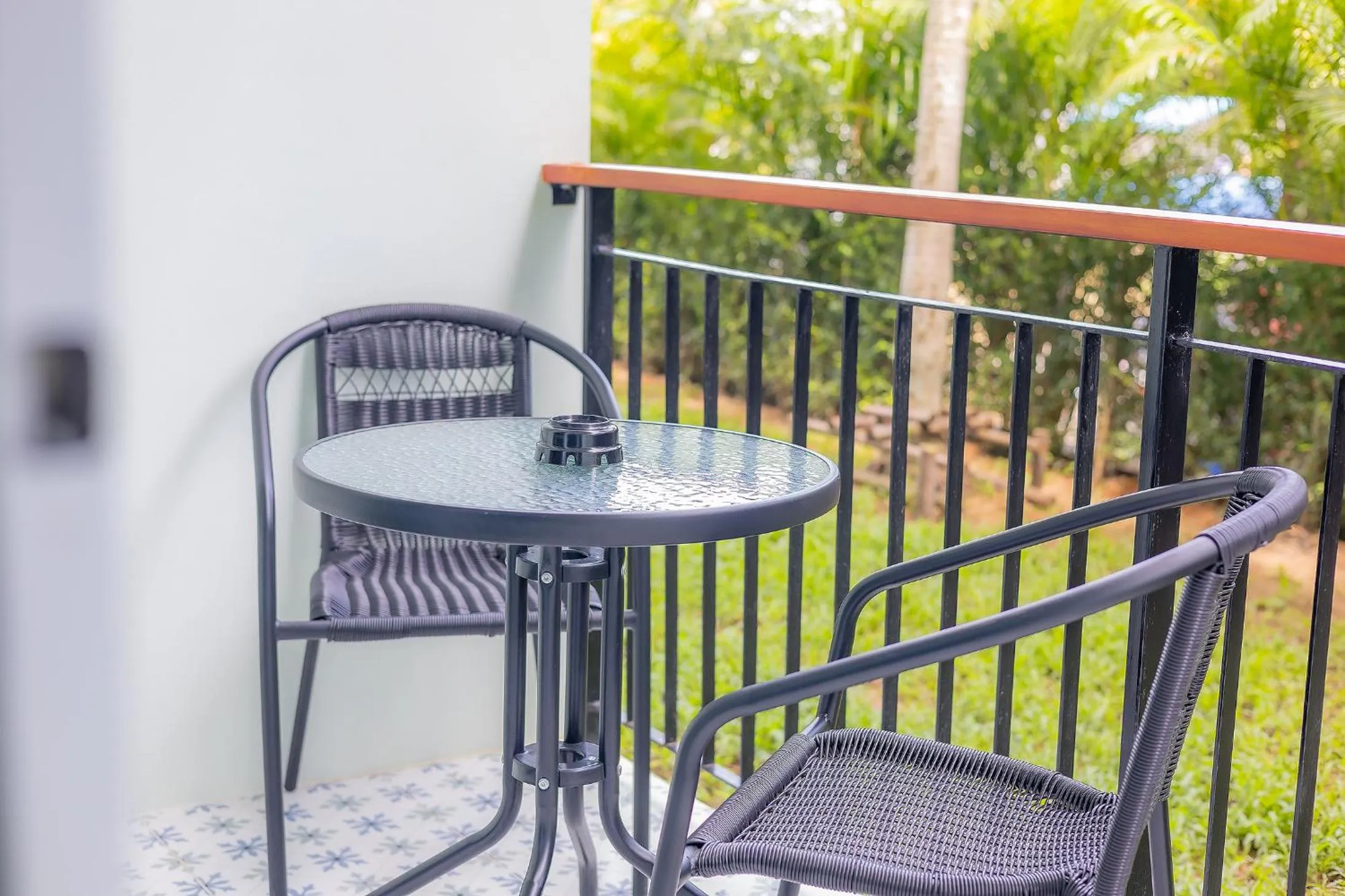 Balcony/Terrace in Karon Hotel at 22