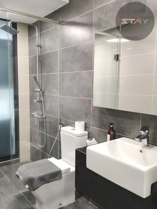 Almas Suites Cozy King Bed Studio Netflix By STAY