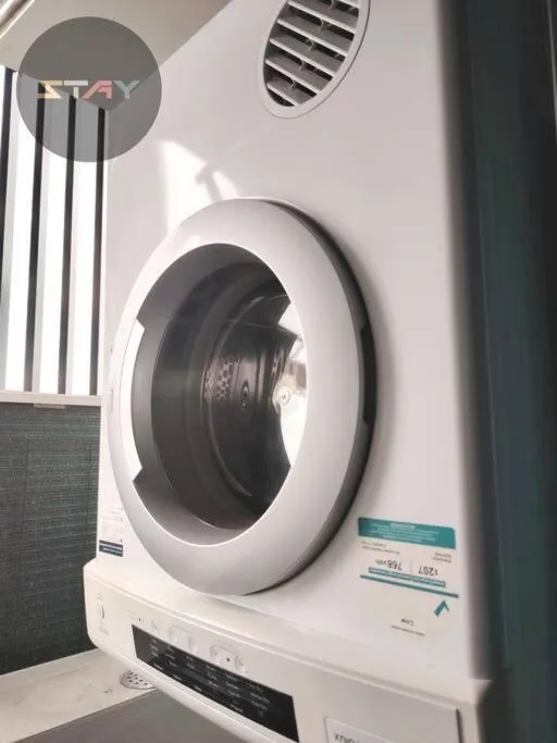 Almas Suites Cozy King Bed Studio Netflix By STAY