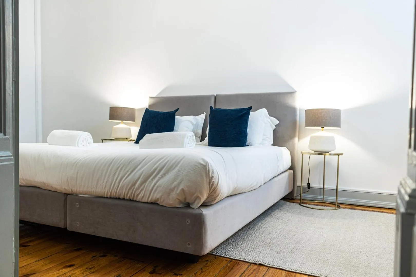 Bedroom, Bed in The Luggage