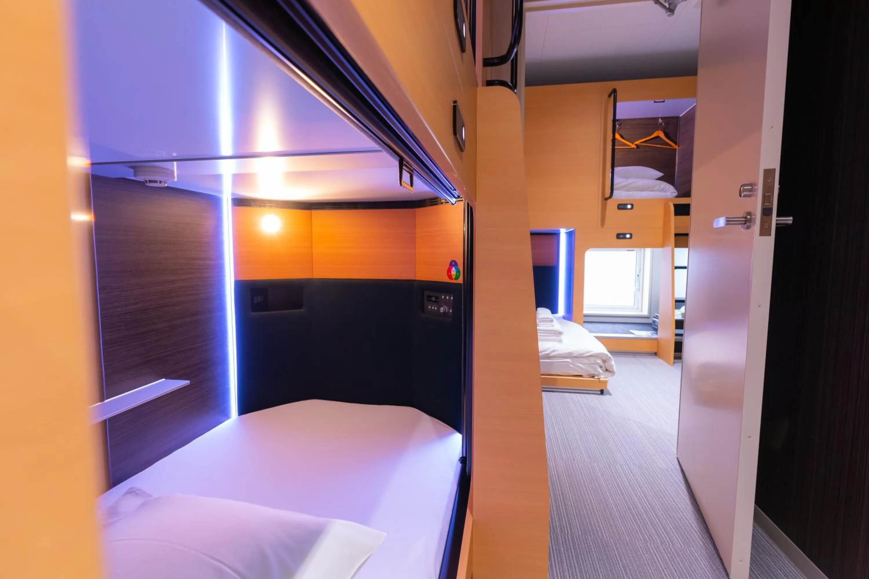 Photo of the whole room, Bed in The Lodge Moiwa 834