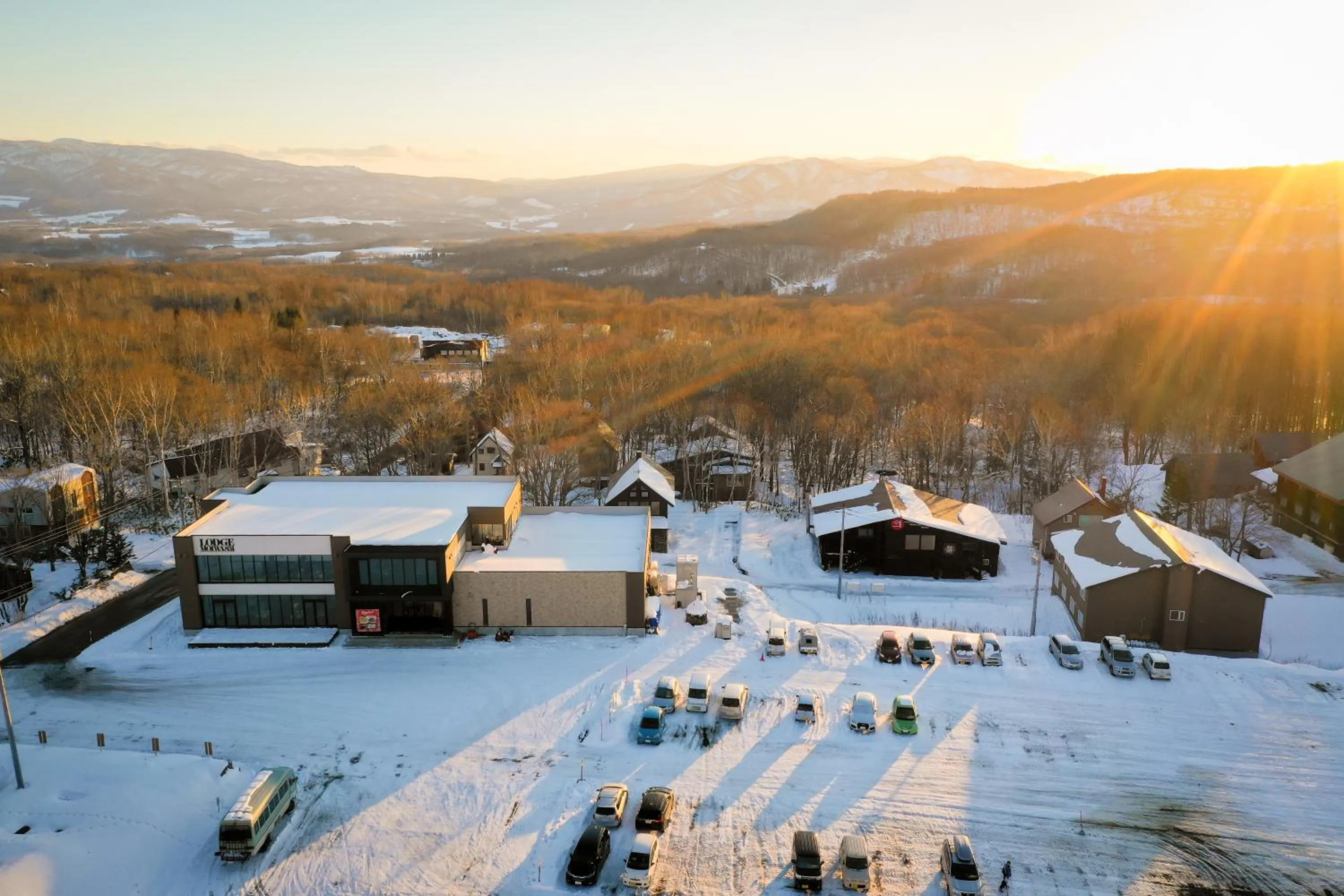 Property building in The Lodge Moiwa 834