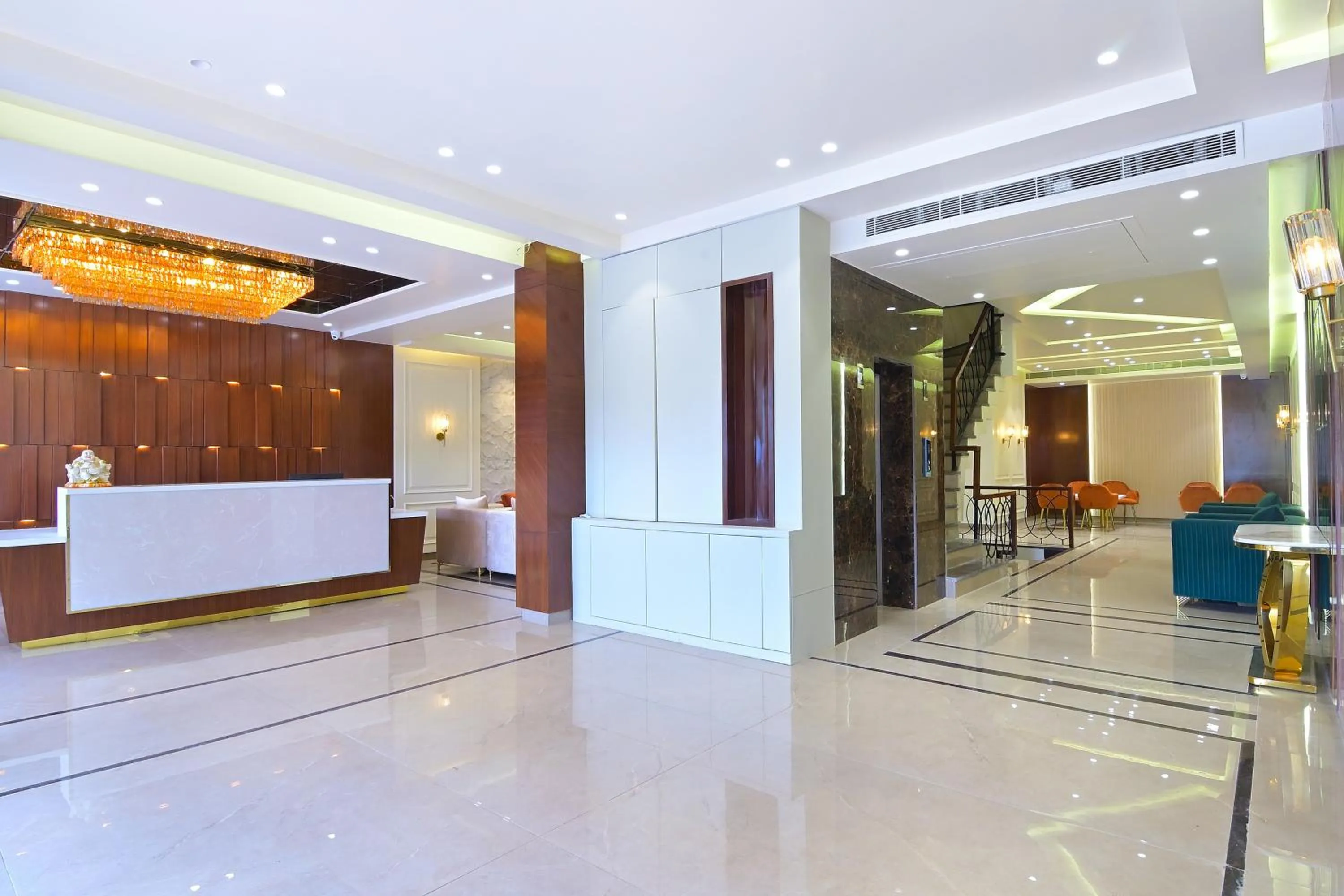 Lobby or reception in HOTEL SHANDON-2 Mins From Connaught Place