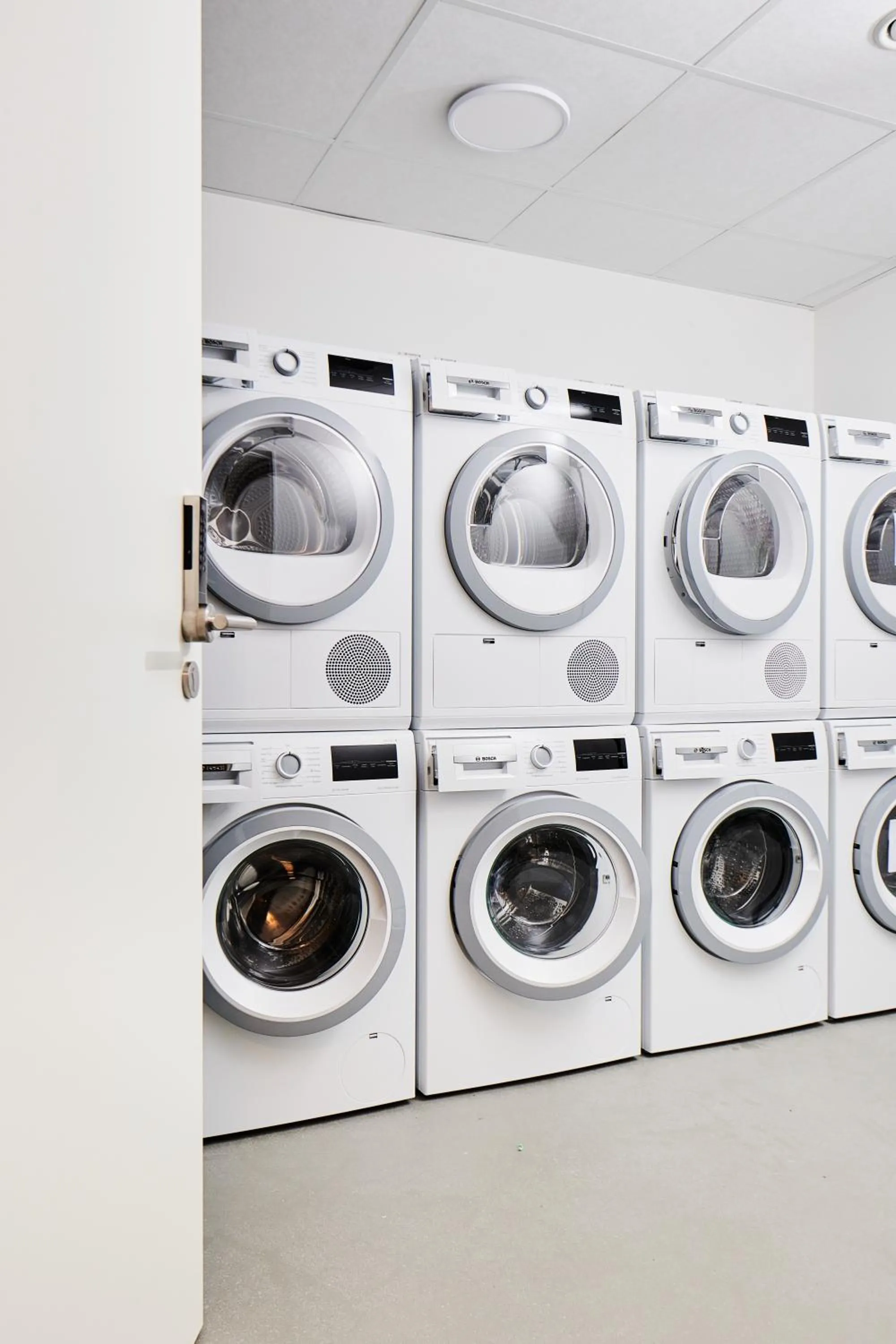 washing machine in ADAPT APARTMENT HOTEL Siegen