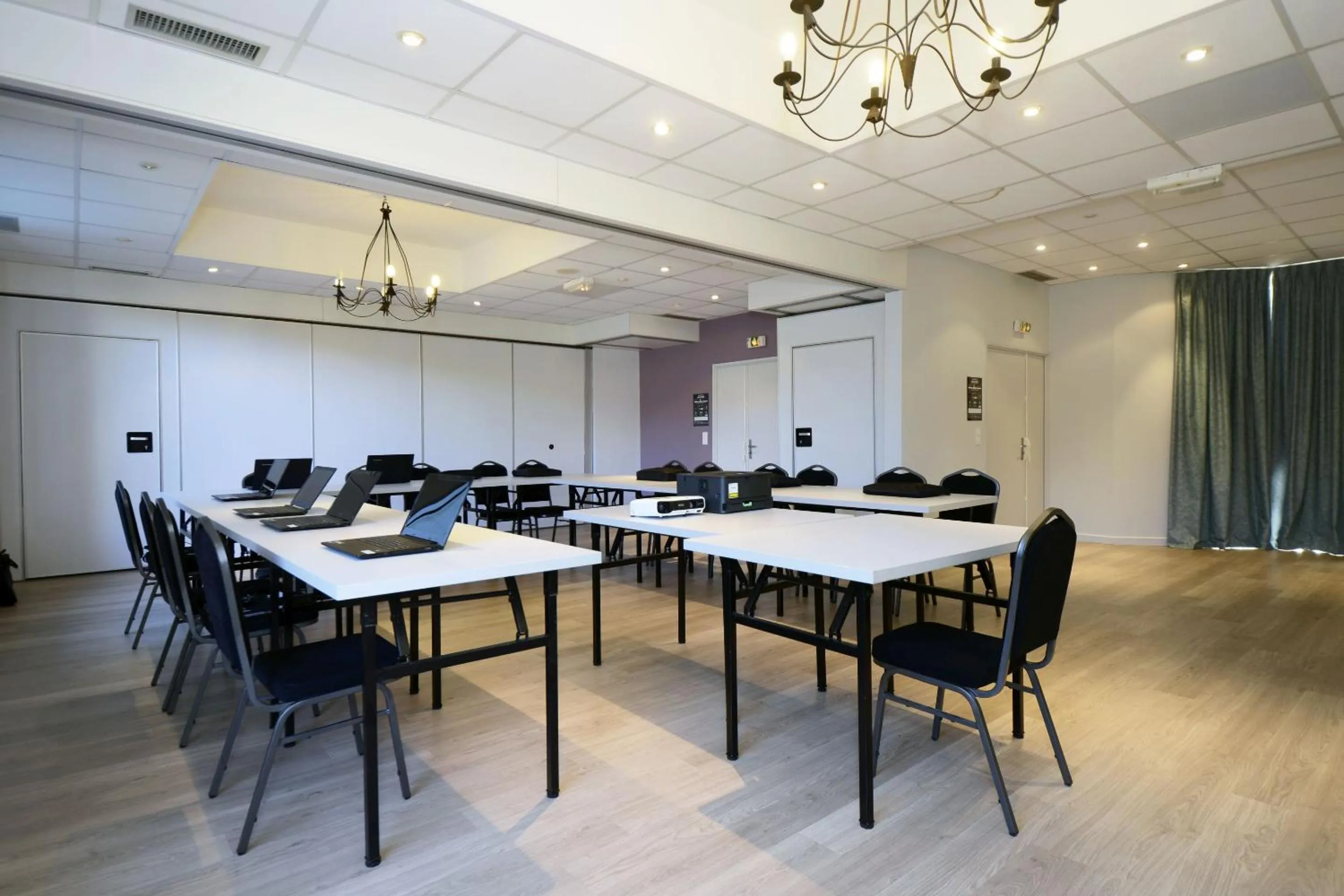 Meeting/conference room in Résidence Odalys Aqualia