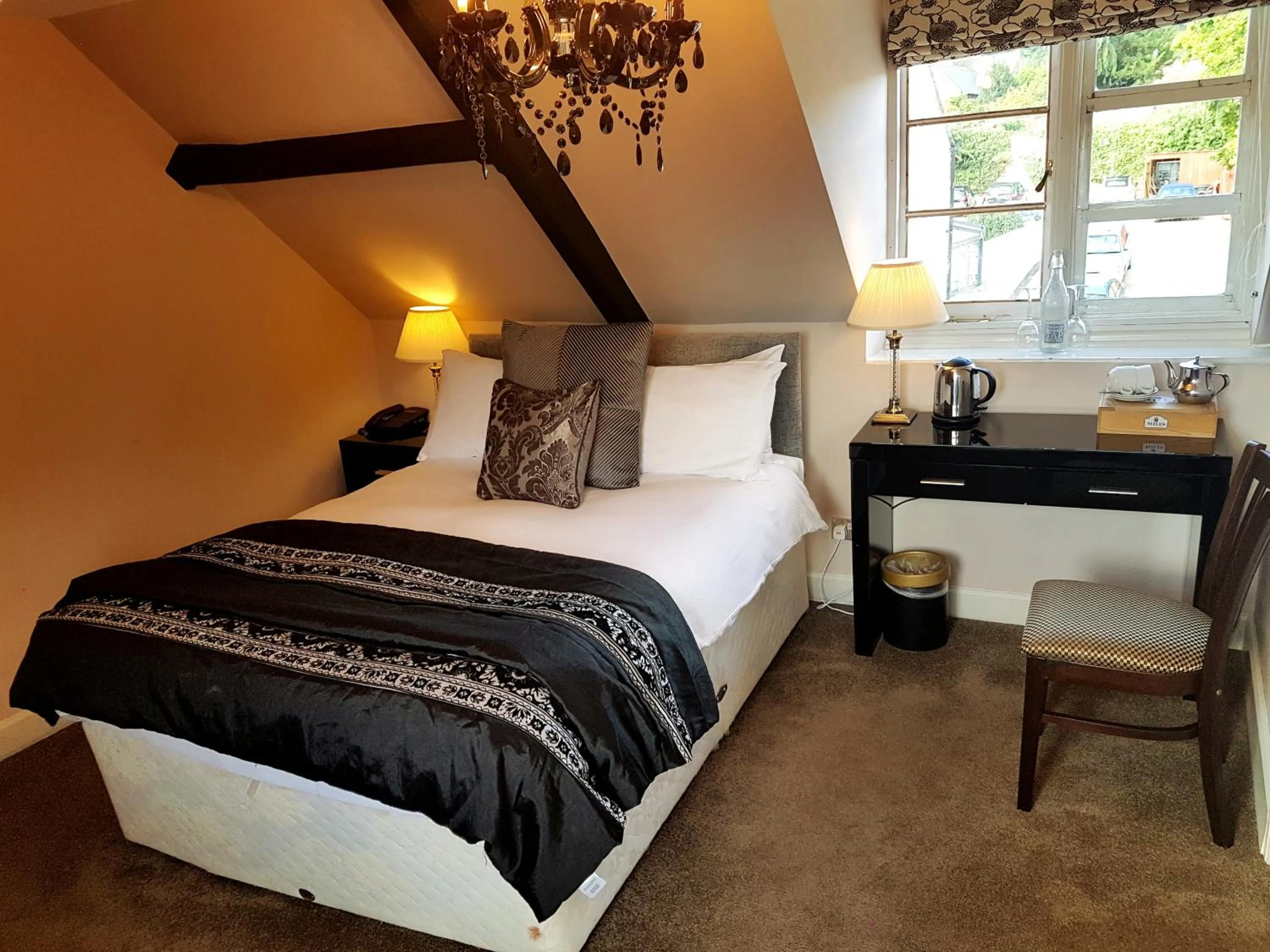 Bed in Dunster Castle Hotel