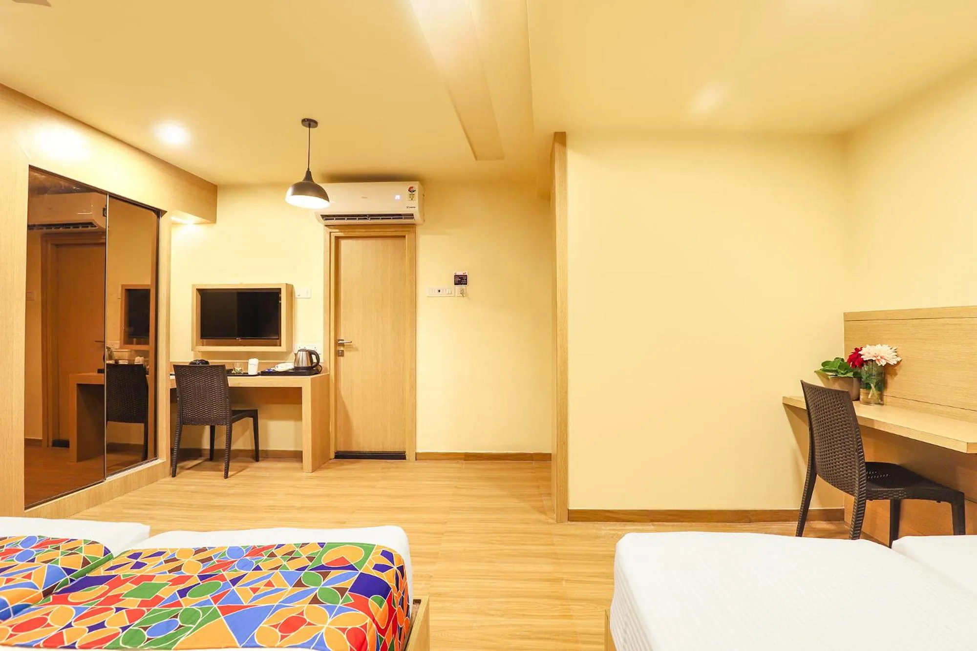 Bed in FabHotel Nestlay Rooms High Court - Nr Parry's Corner