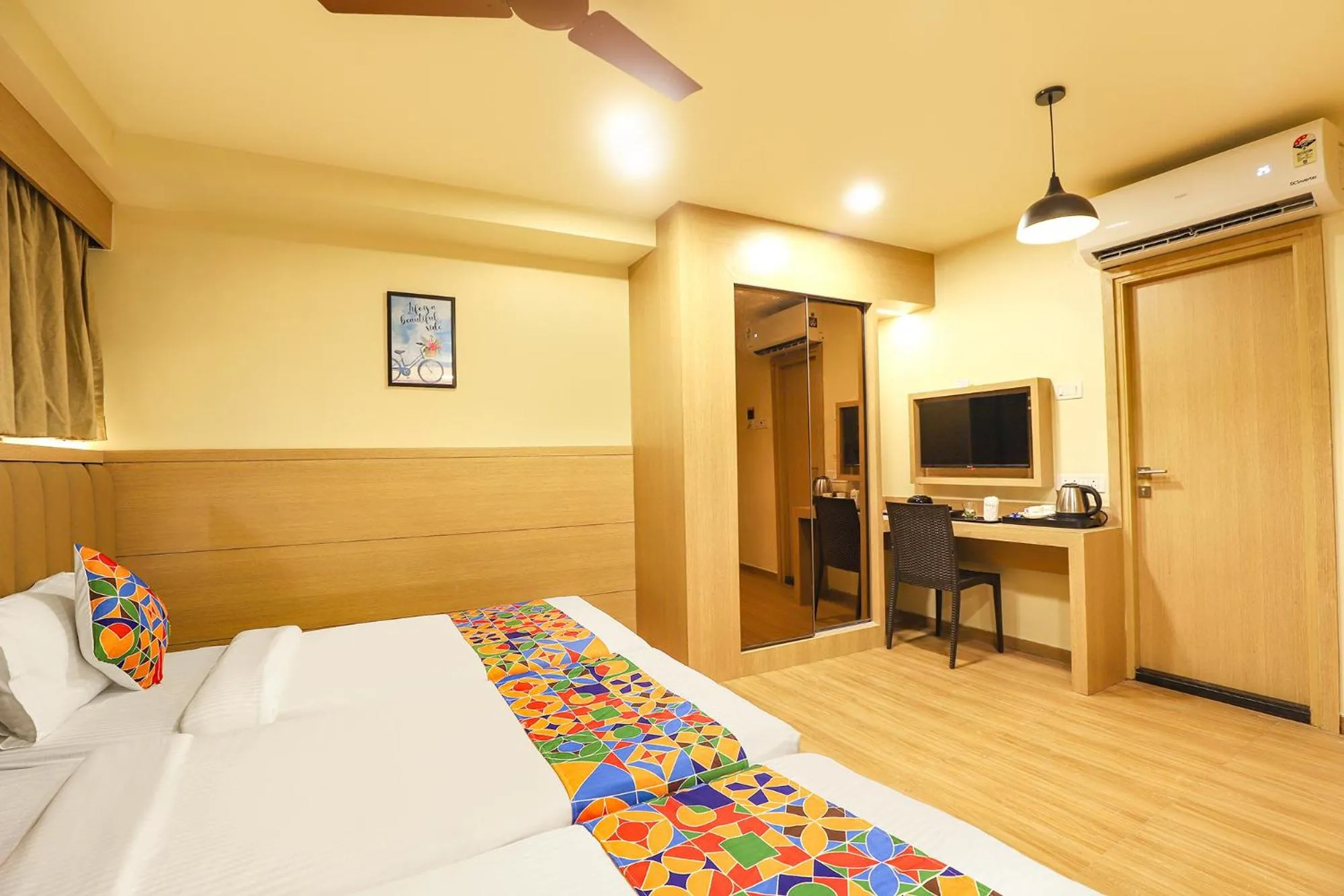 Bed in FabHotel Nestlay Rooms High Court - Nr Parry's Corner