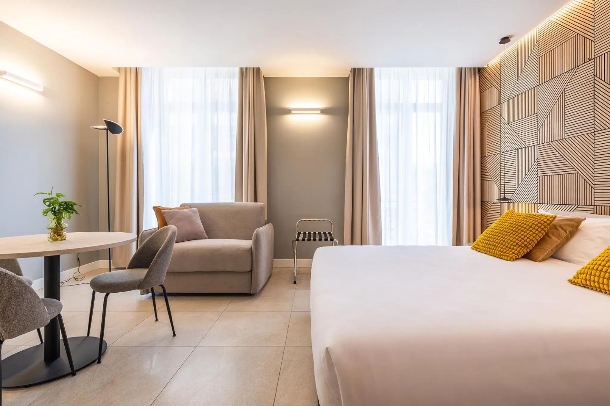 Photo of the whole room, Bed in Karalin Sonnino Suites