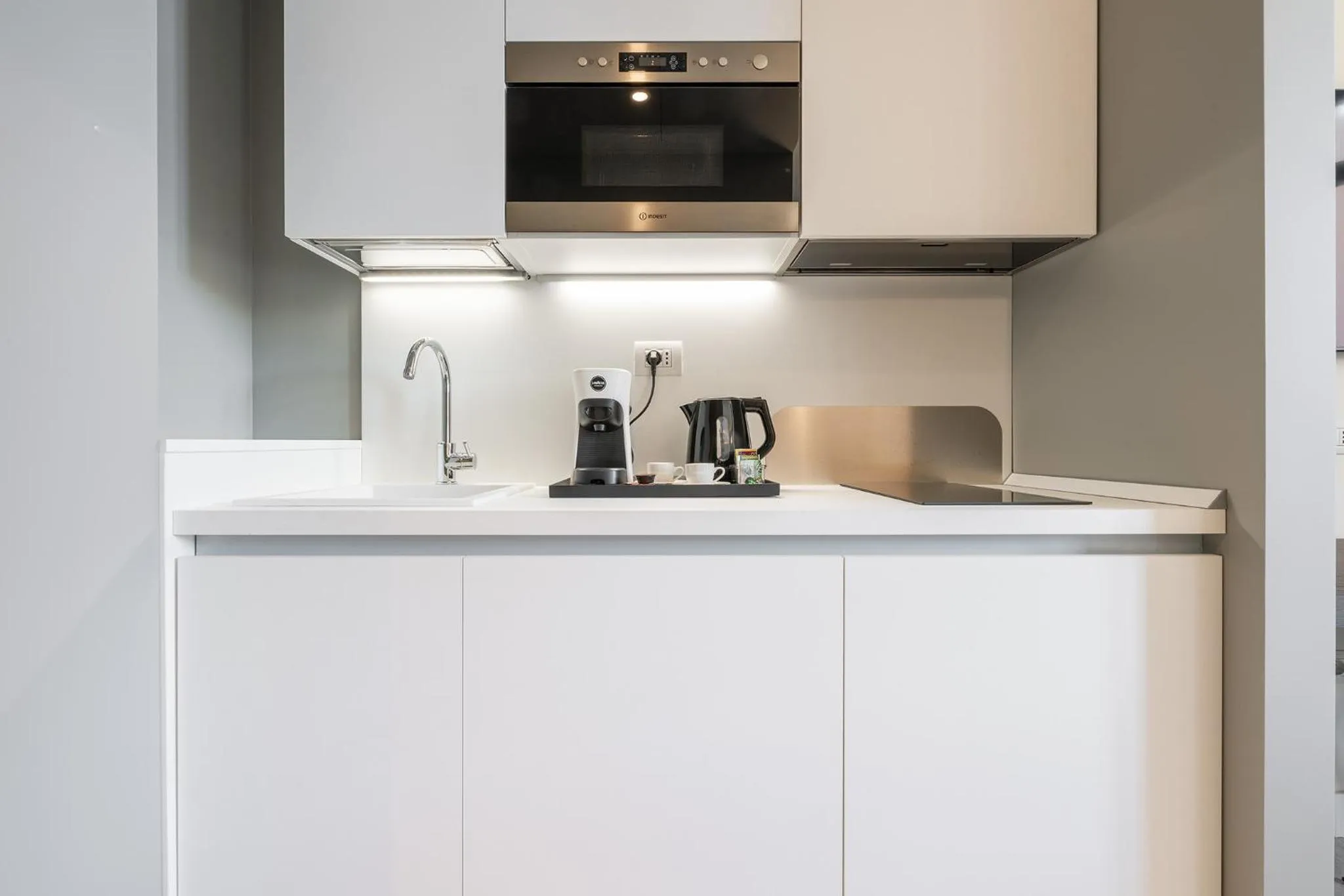 Kitchen or kitchenette in Karalin Sonnino Suites