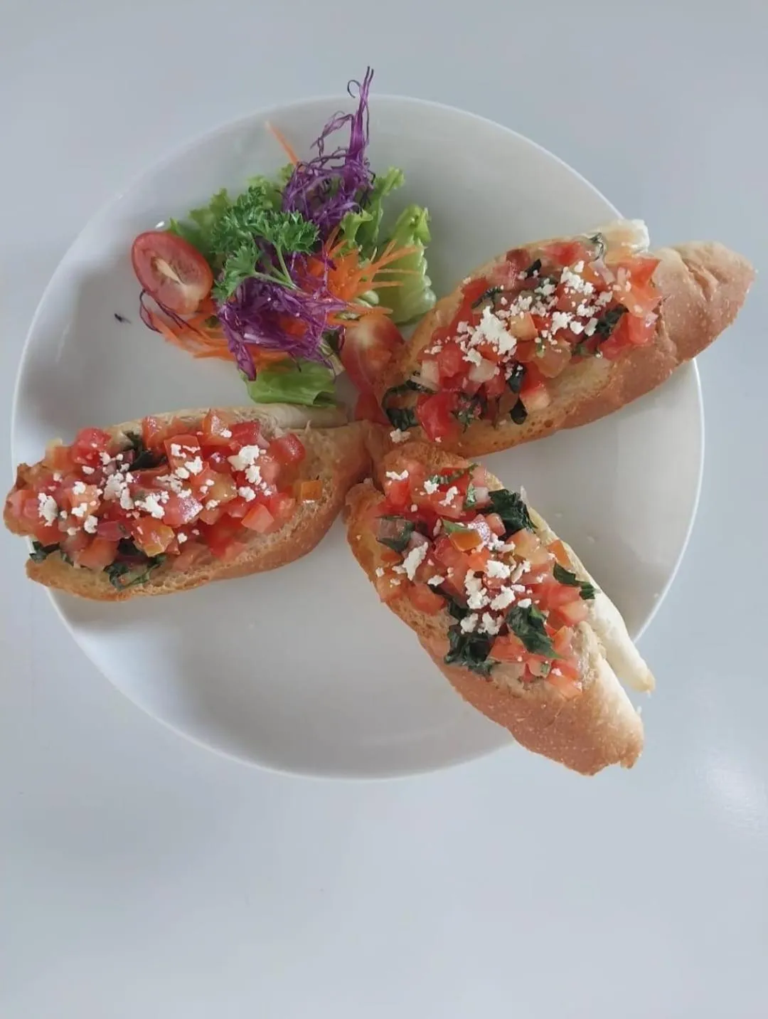 Restaurant/places to eat in Sujiwa Ubud Hotel & Villa