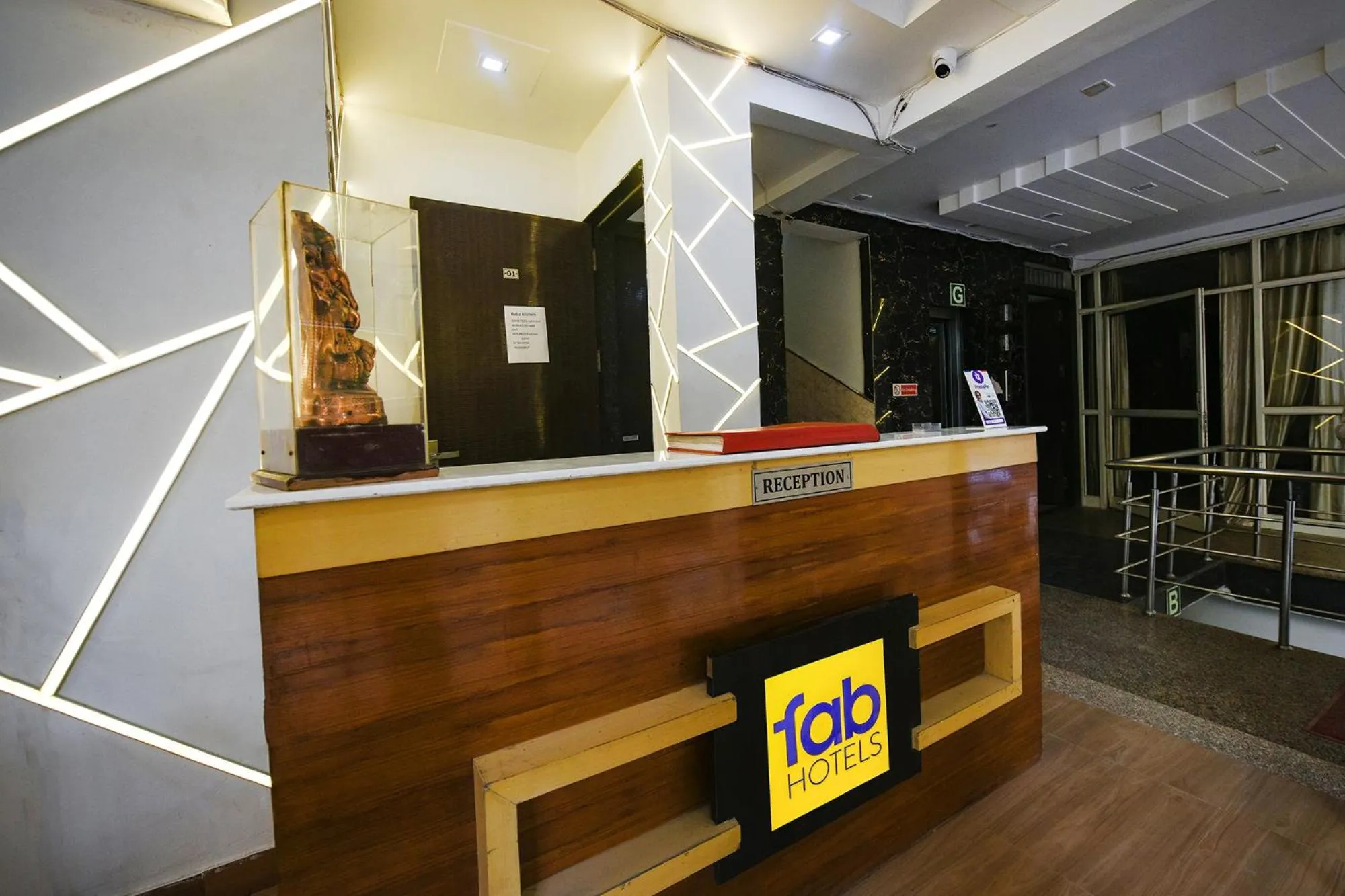 Lobby or reception in Via Moon Light Near Yashobhoomi Convention Centre