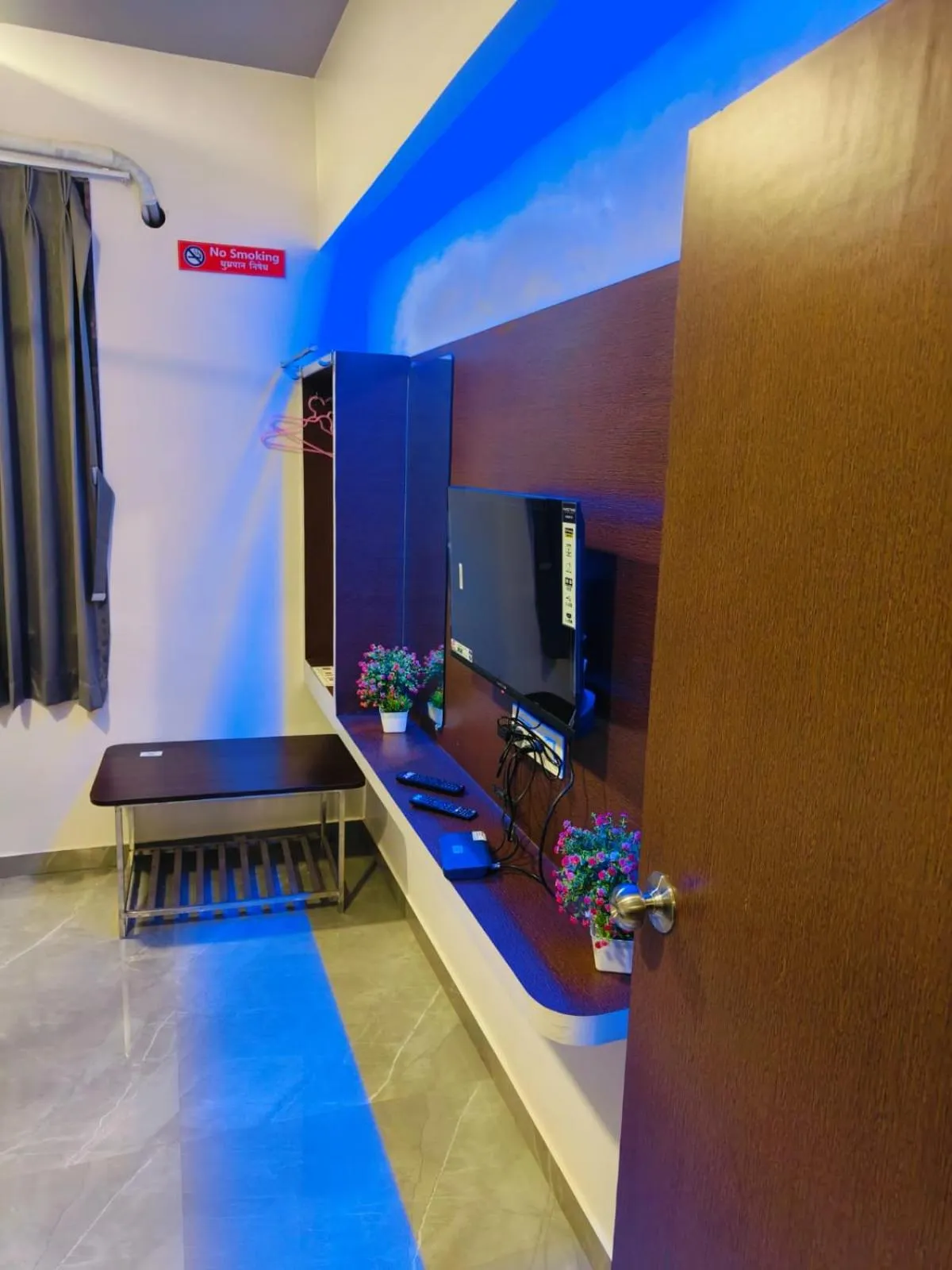 TV and multimedia in Hotel President Palace, Akkalkot