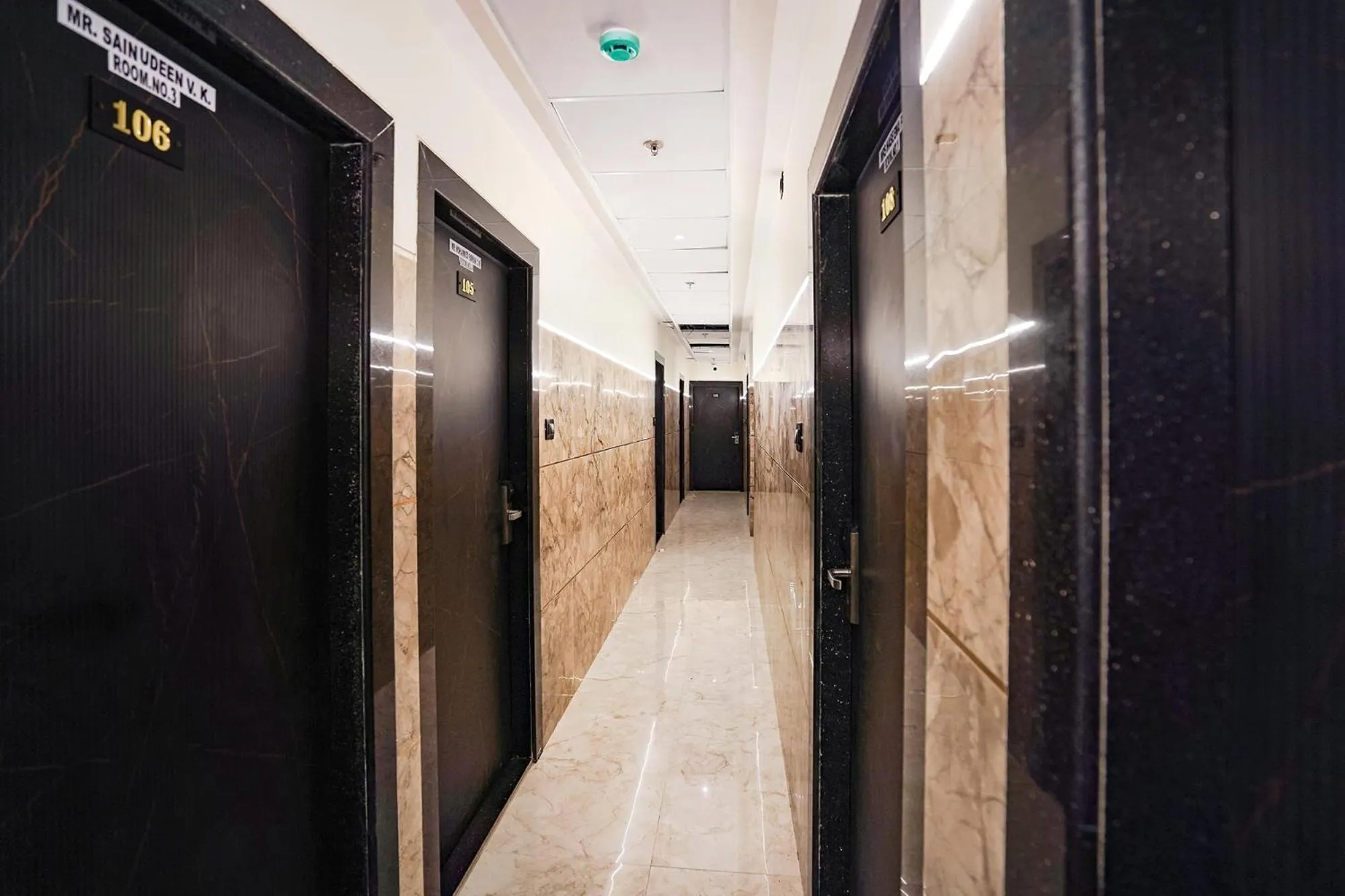 Lobby or reception in FabHotel Well Back - Nr BKC