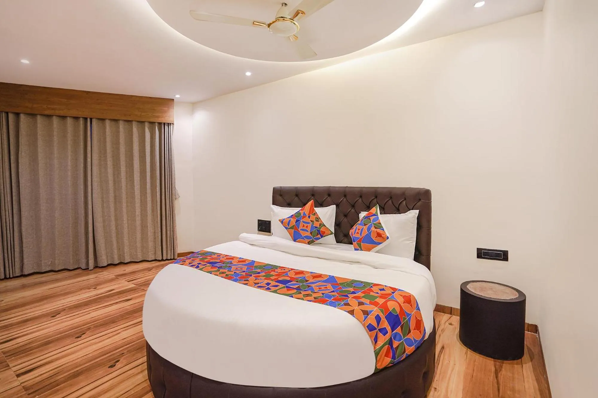 Bed in FabHotel Well Back - Nr BKC