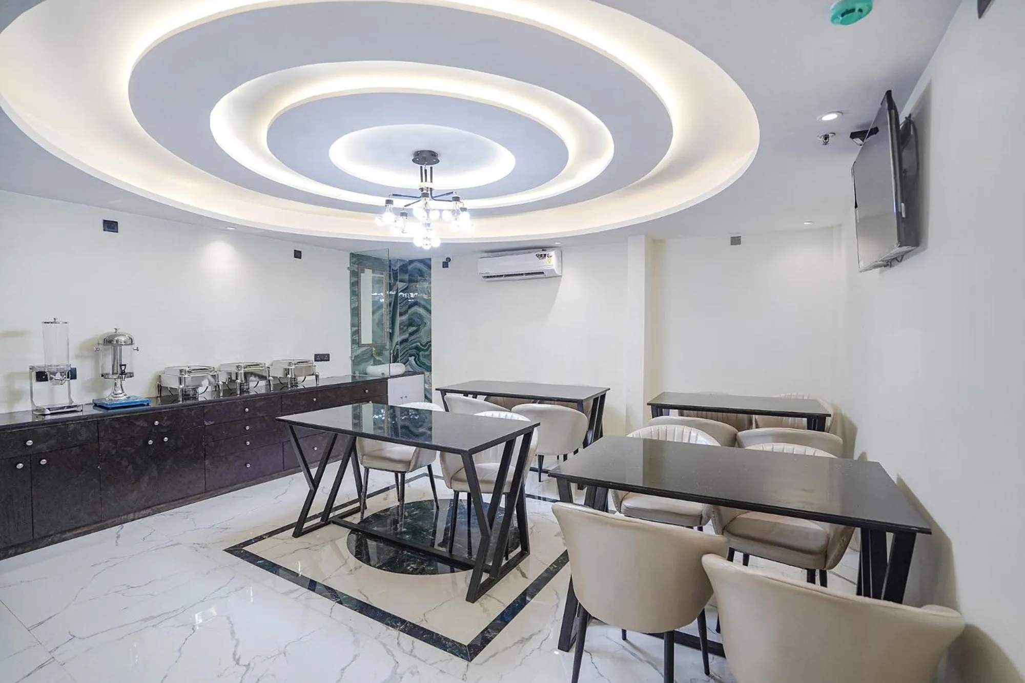 Dining area in FabHotel Well Back - Nr BKC