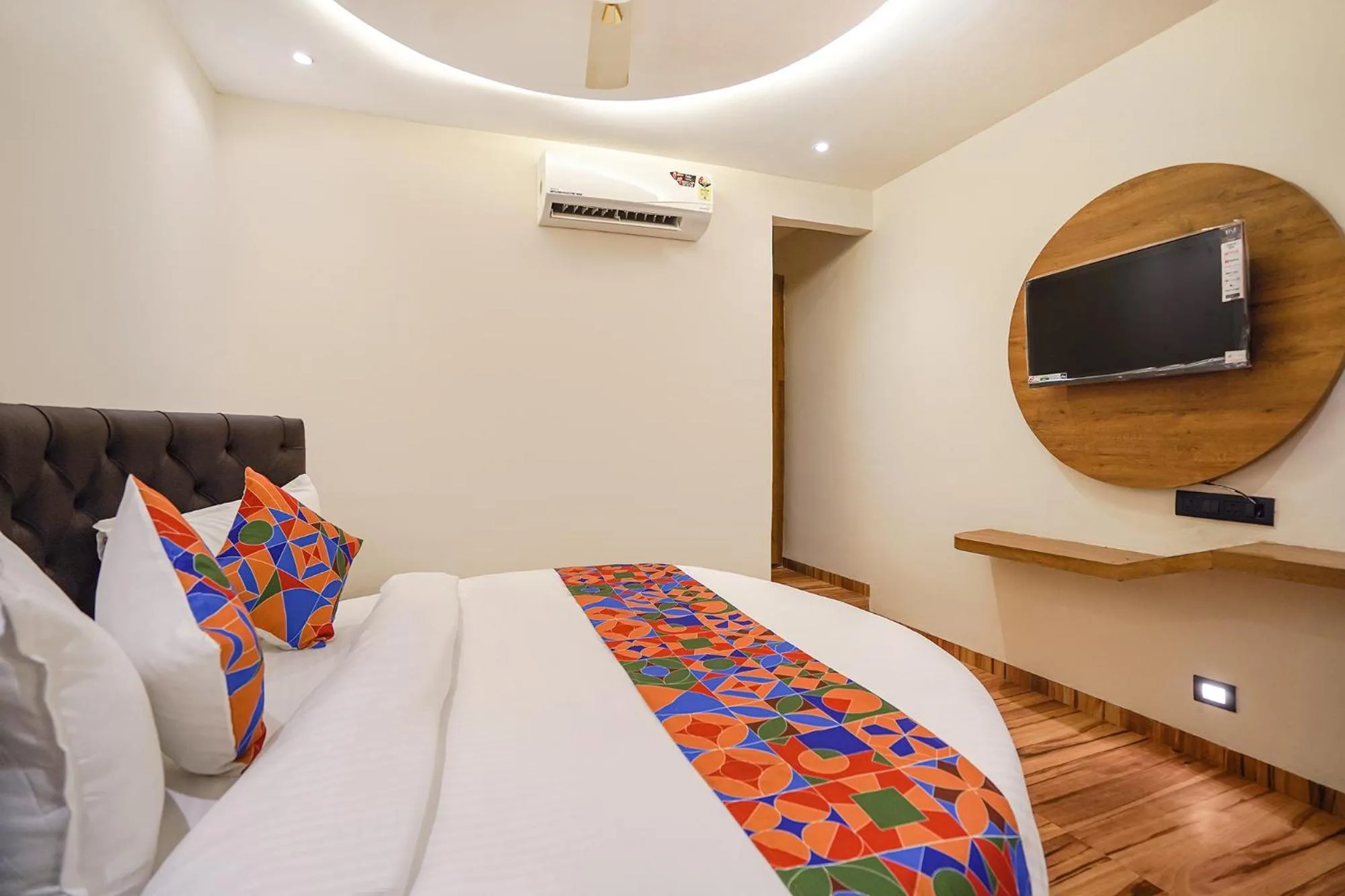 Bed in FabHotel Well Back - Nr BKC