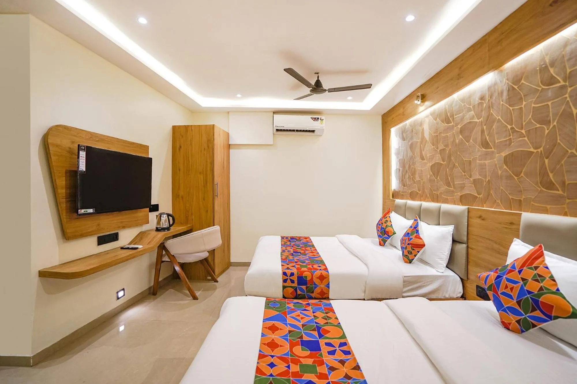 Bed in FabHotel Well Back - Nr BKC