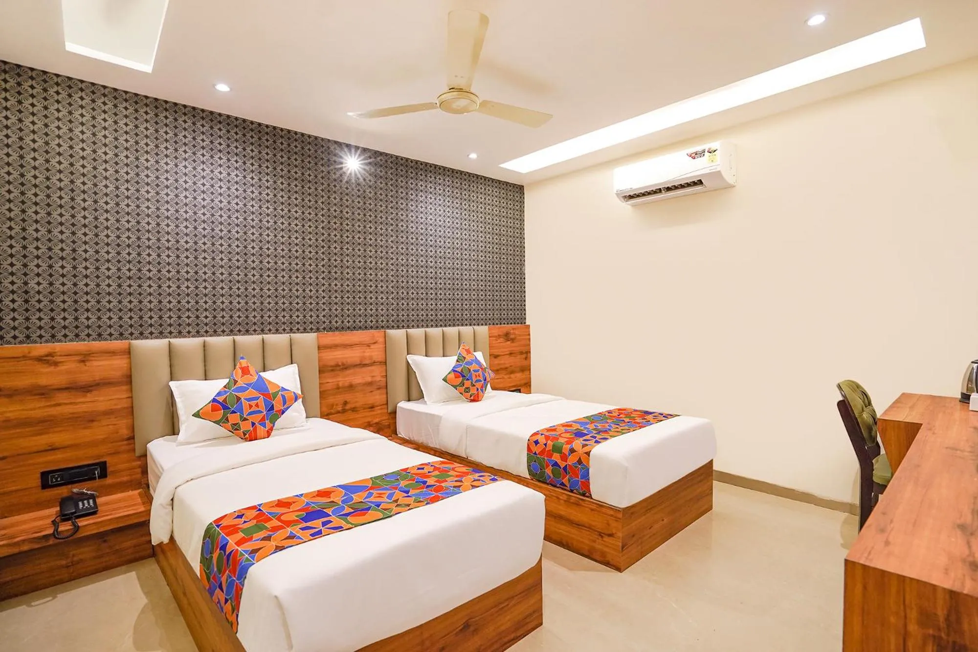 Bed in FabHotel Well Back - Nr BKC