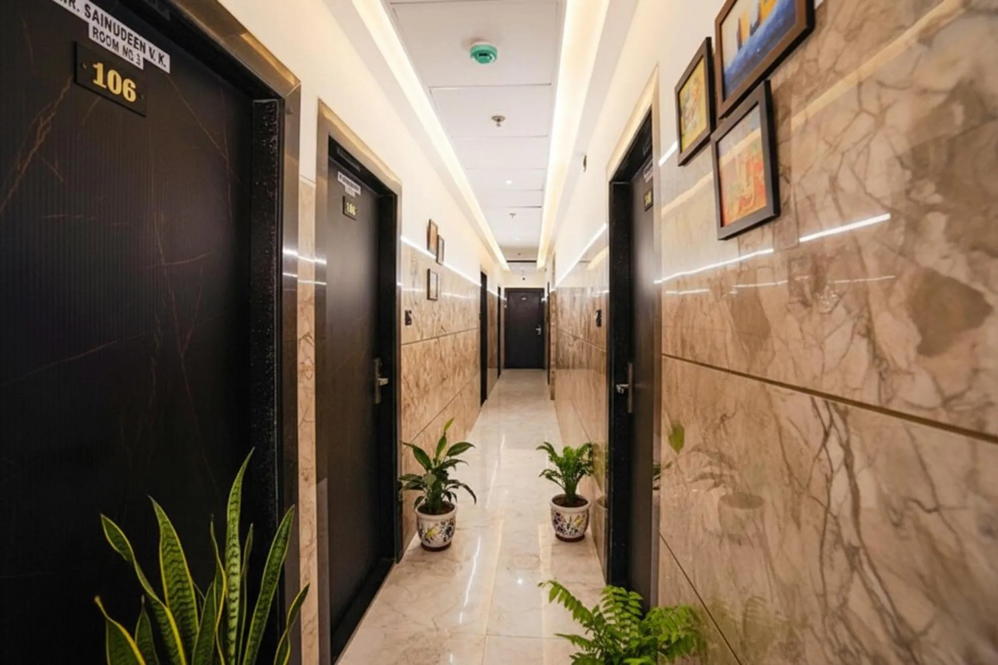 Lobby or reception in FabHotel Well Back - Nr BKC