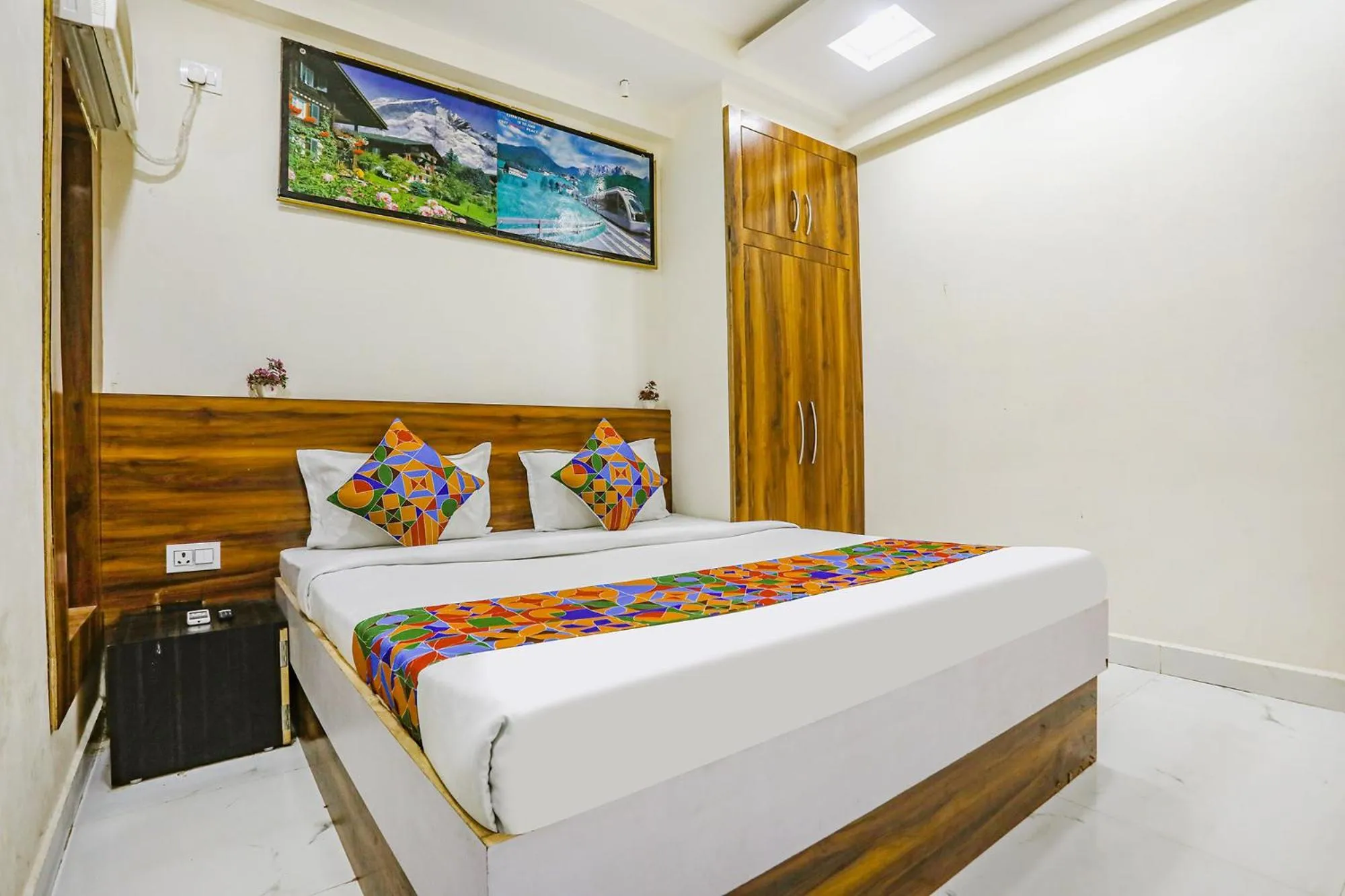 Bed in FabHotel Imperail House