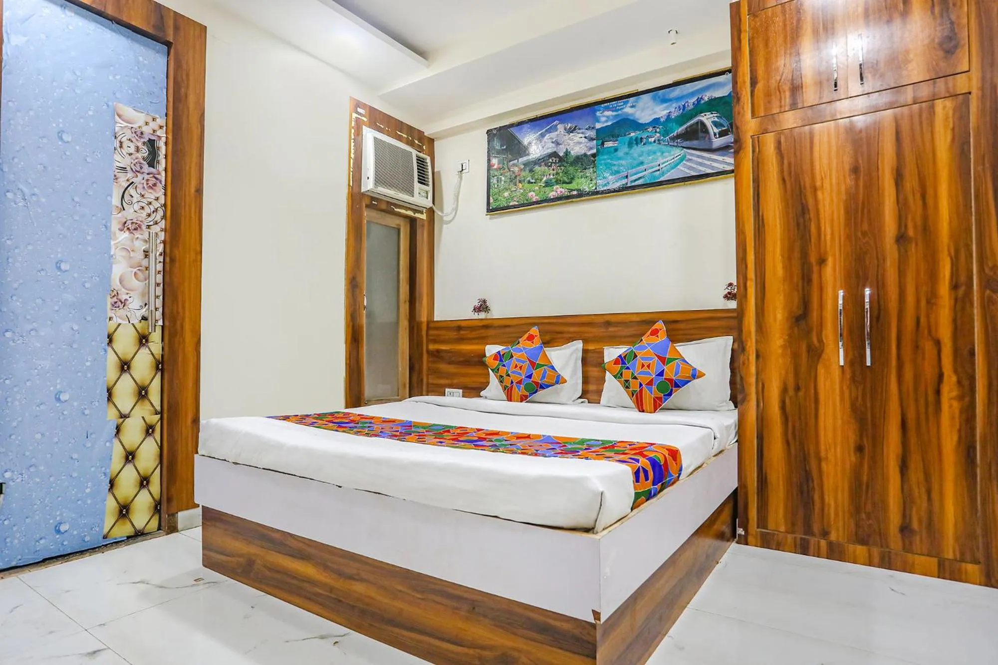 Bed in FabHotel Imperail House