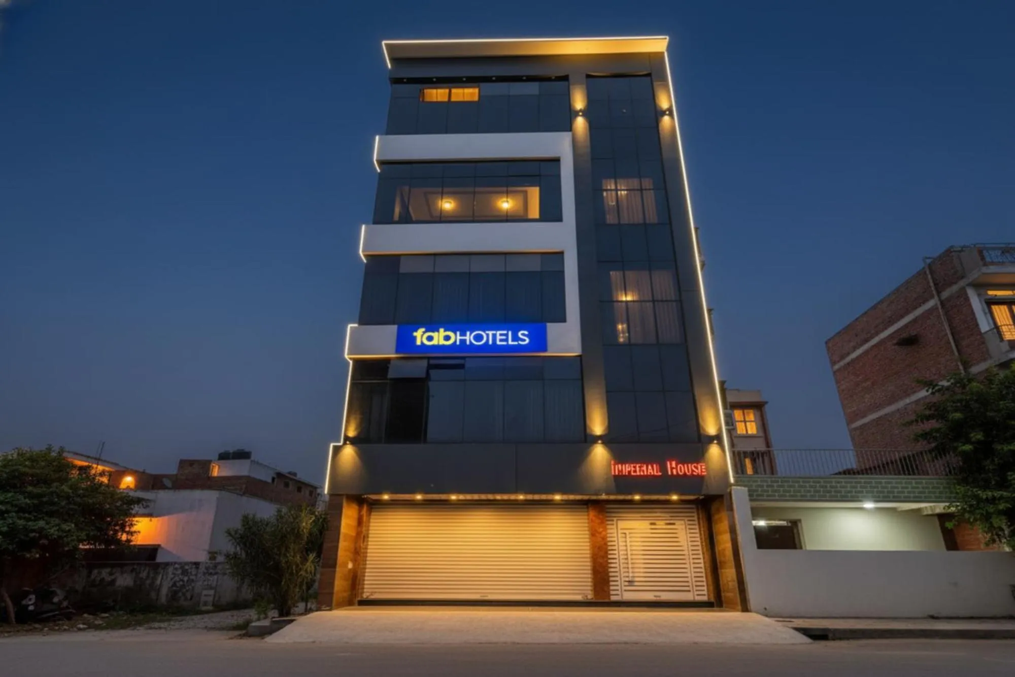 Facade/entrance in FabHotel Imperail House