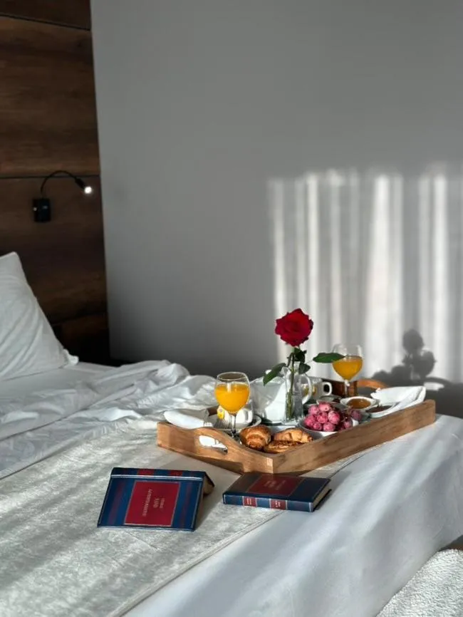 Breakfast in ONYX by luna