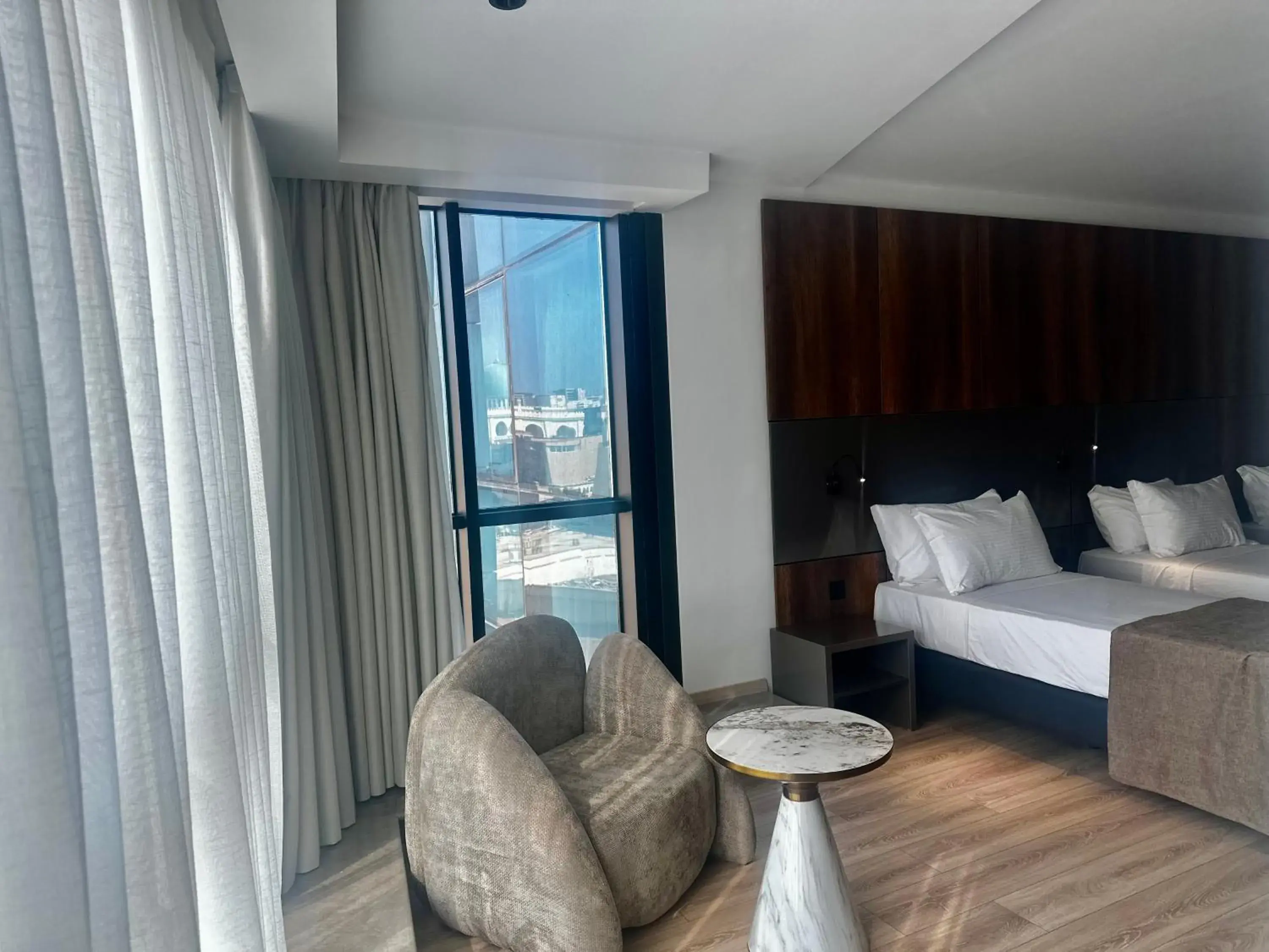 Triple Room in ONYX by luna Triple Room in ONYX by luna