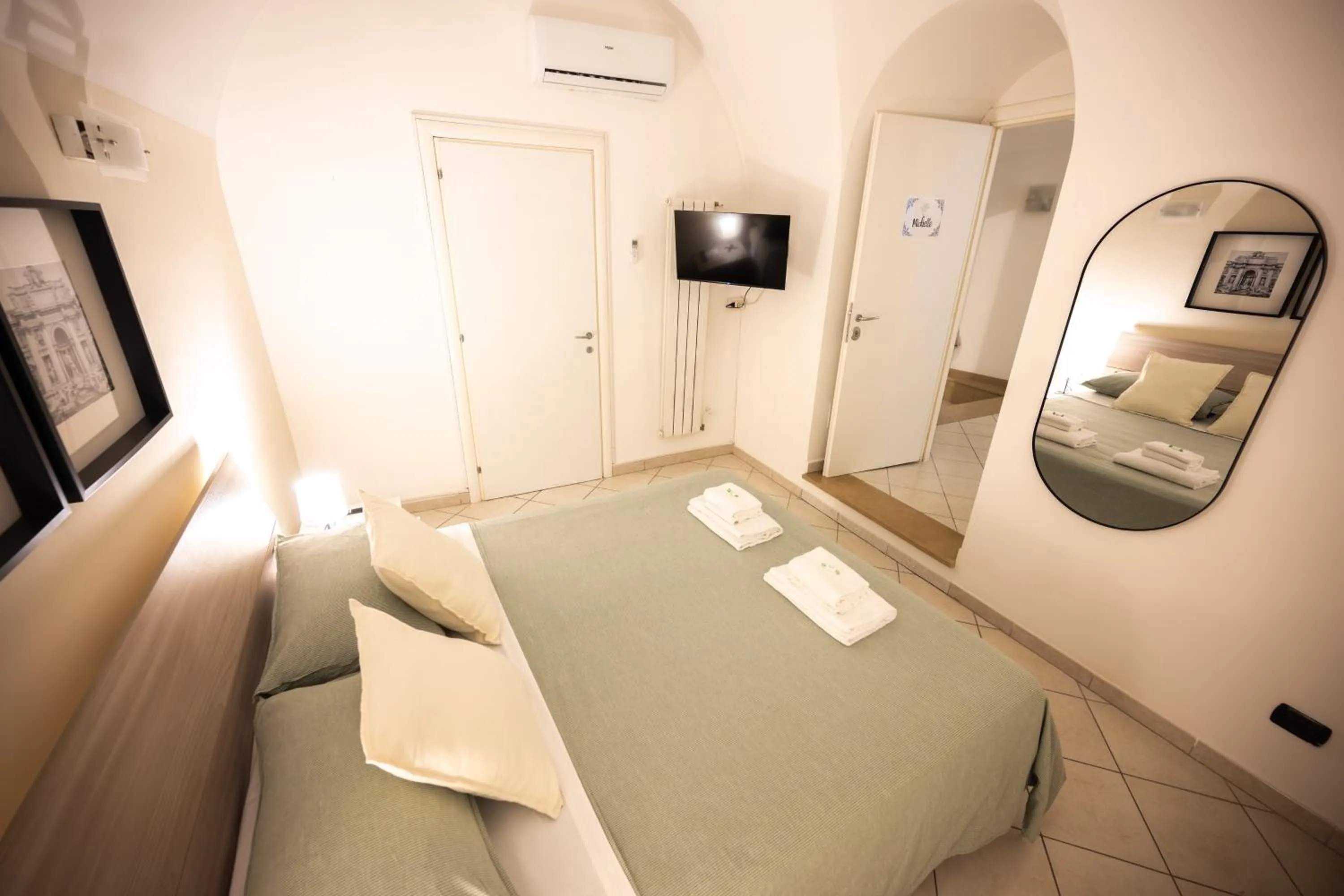 Bed in La Chiostrina al Vaticano