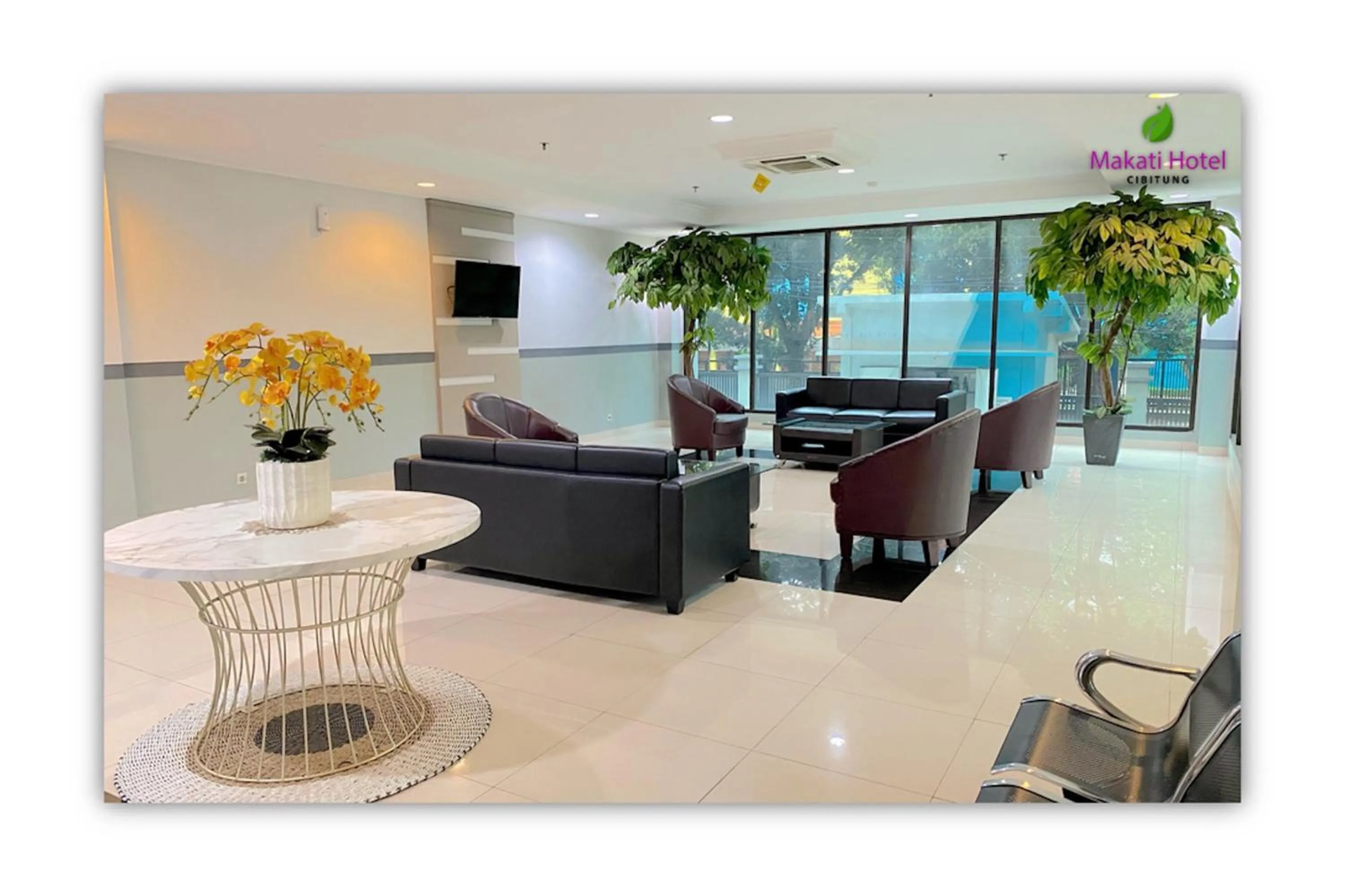 Restaurant/places to eat in Makati Hotel Cibitung