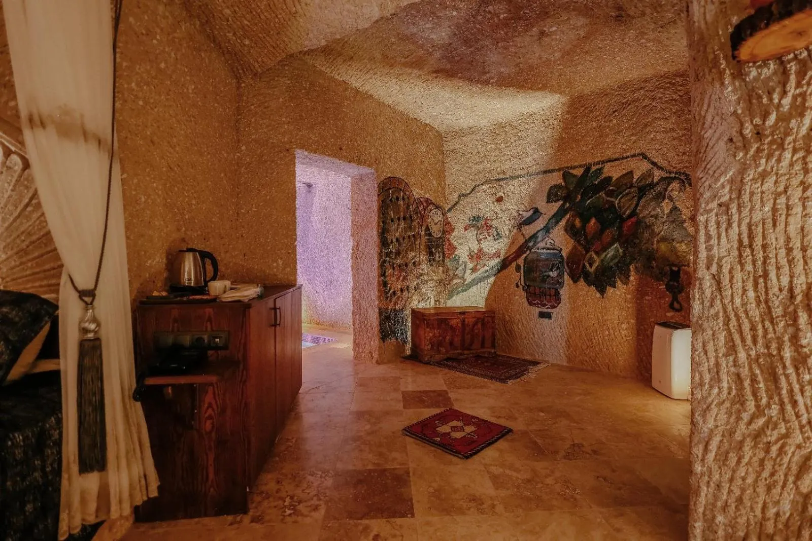 Bedroom in Zümrütü Anka Cave