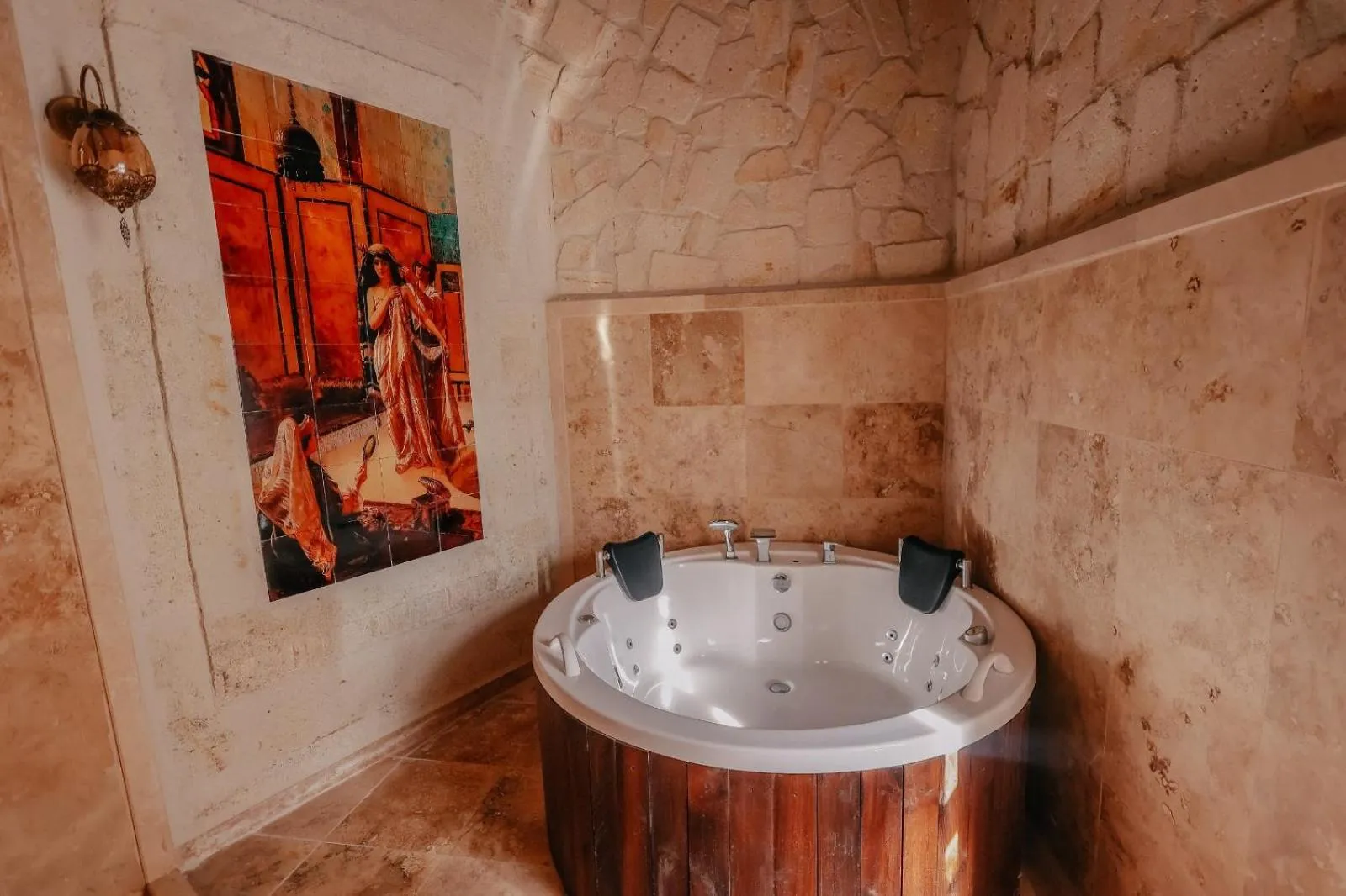 Bathroom in Zümrütü Anka Cave