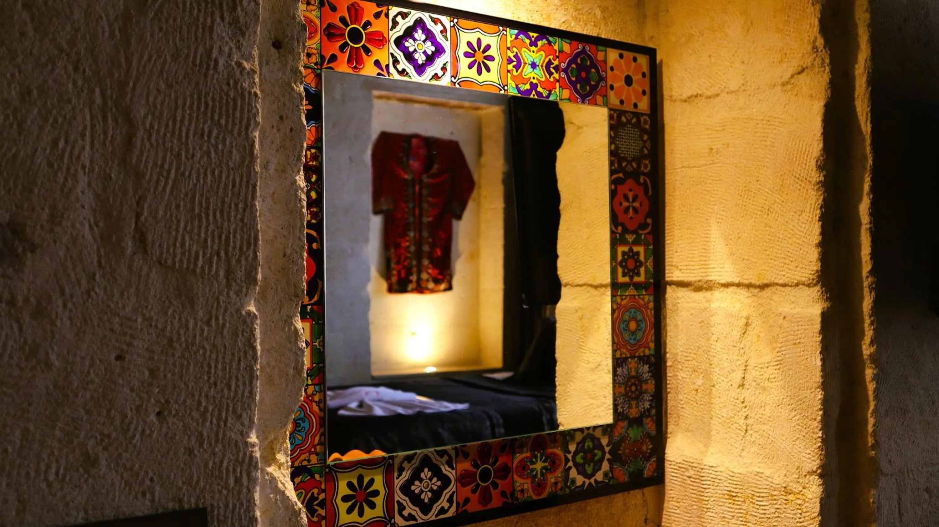 Photo of the whole room in Zümrütü anka cave