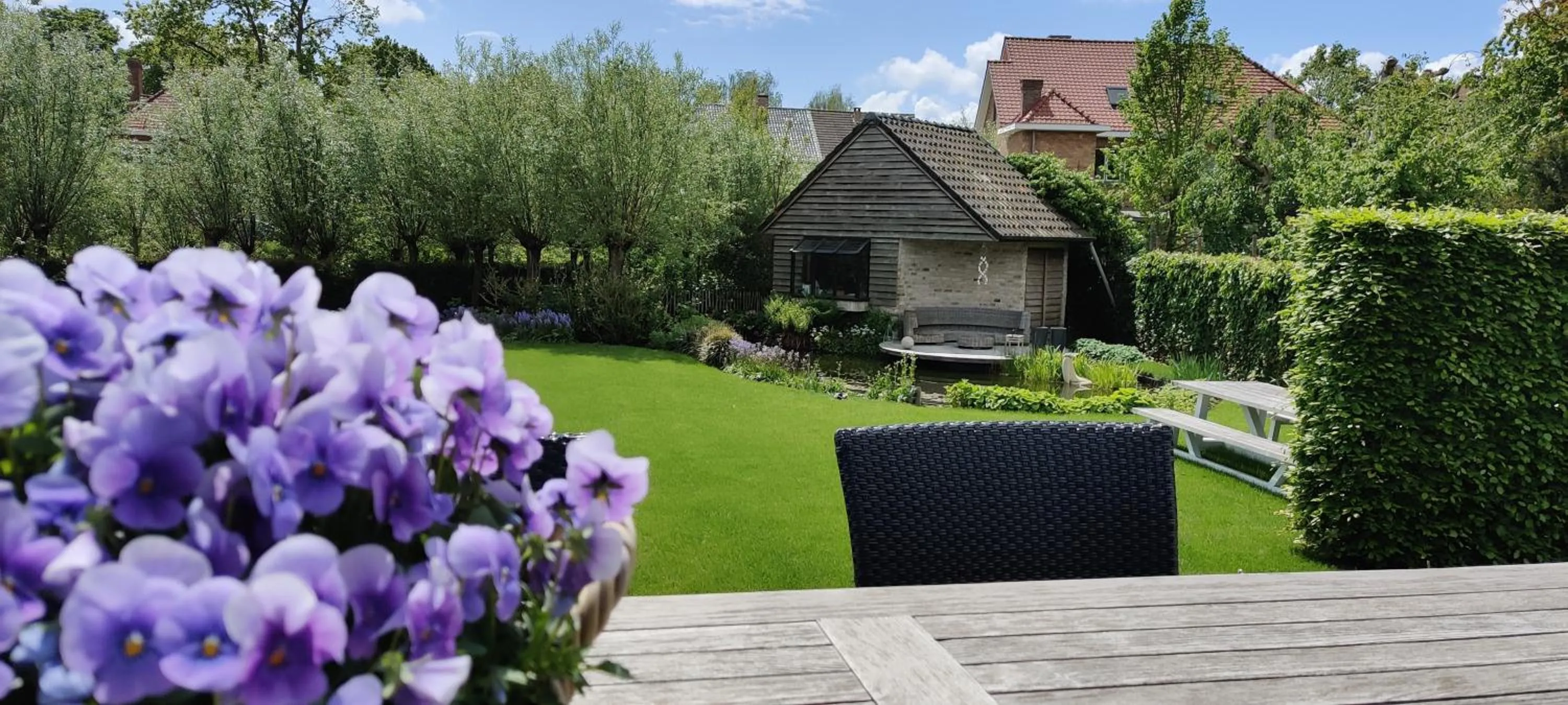 Garden view in B&B 7T