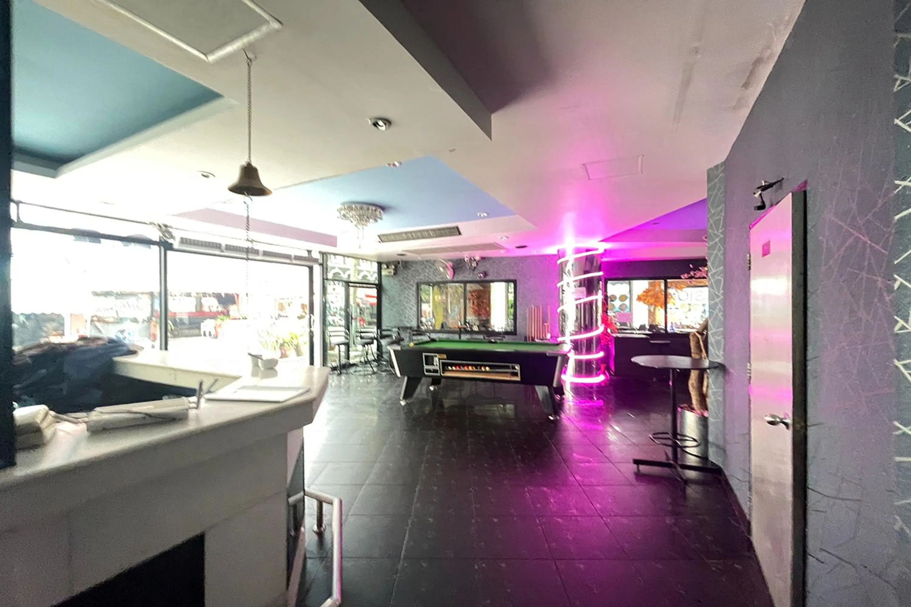 Billiard in Koenig Hotel Pattaya