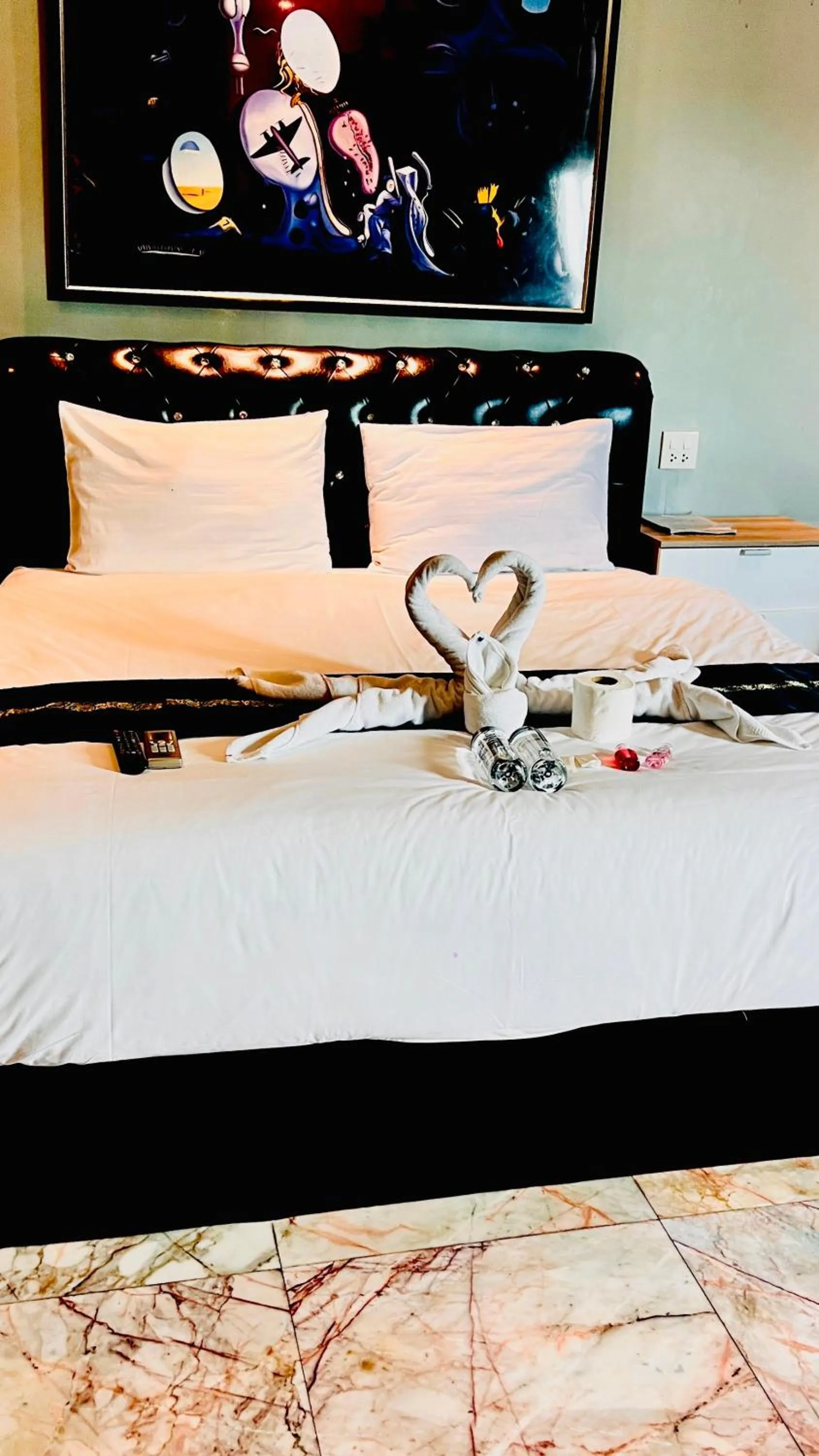 Bed in Koenig Hotel Pattaya