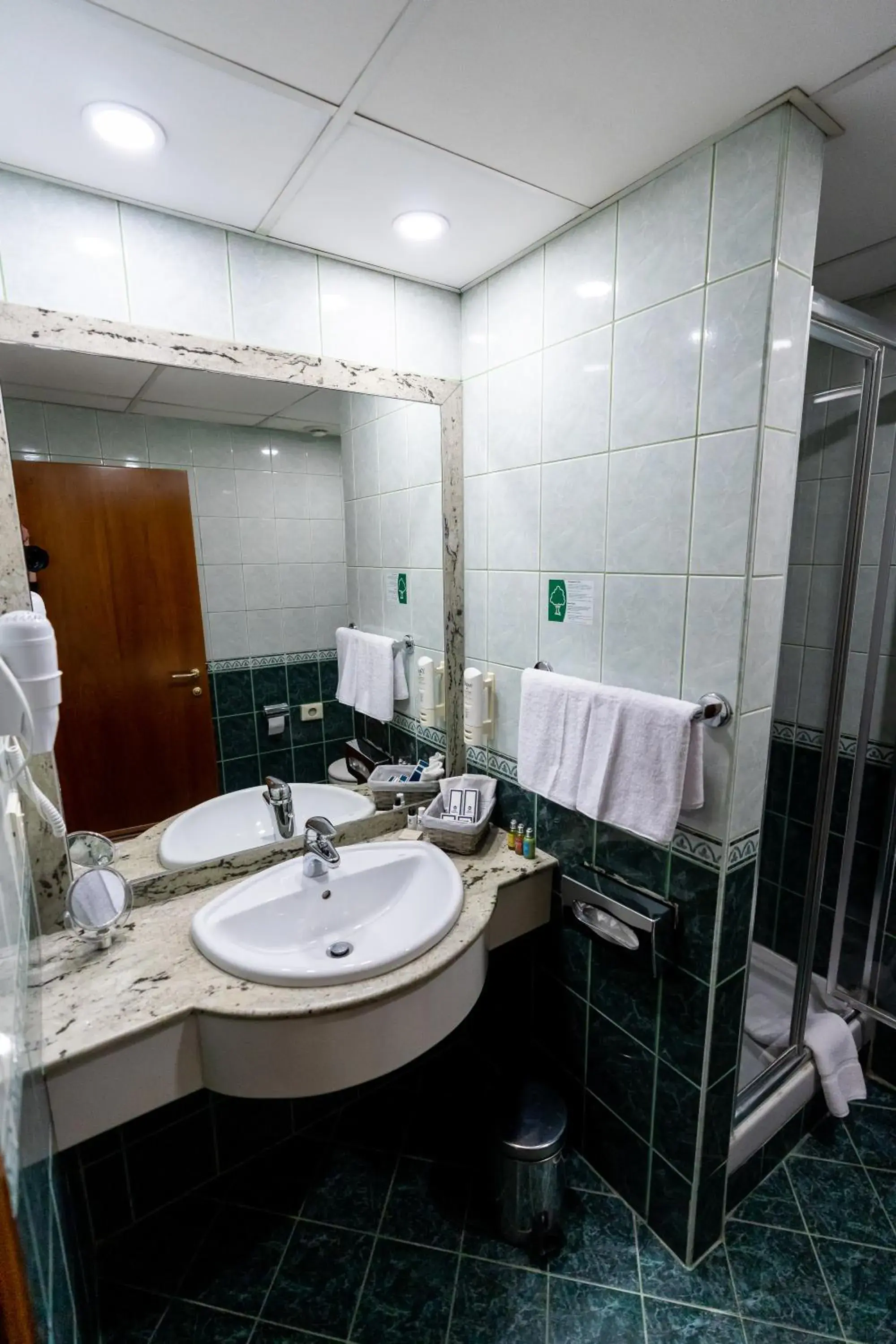 Twin Room in Hotel Turist - City Center Twin Room in Hotel Turist - City Center