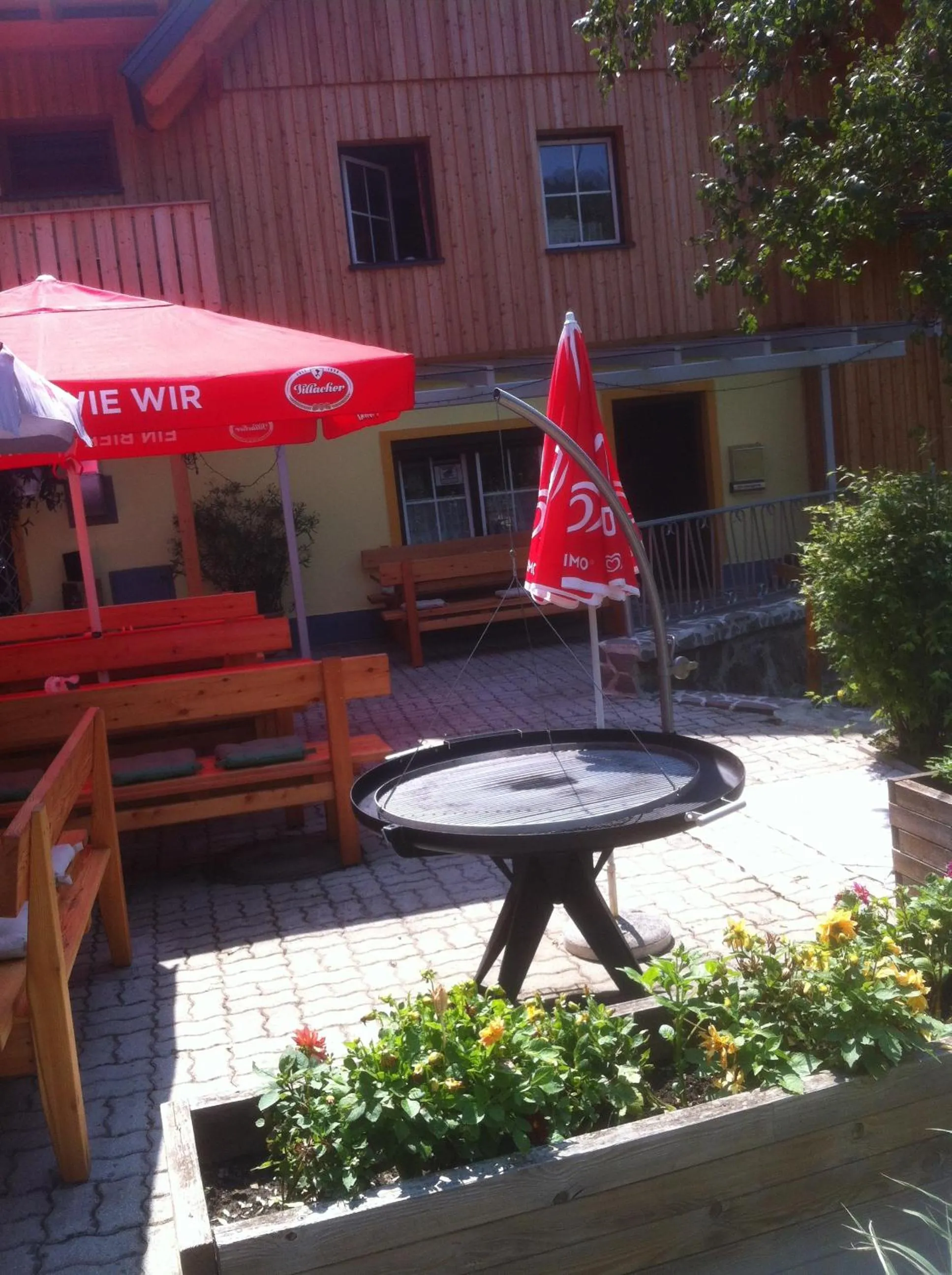 BBQ facilities in Waldhof