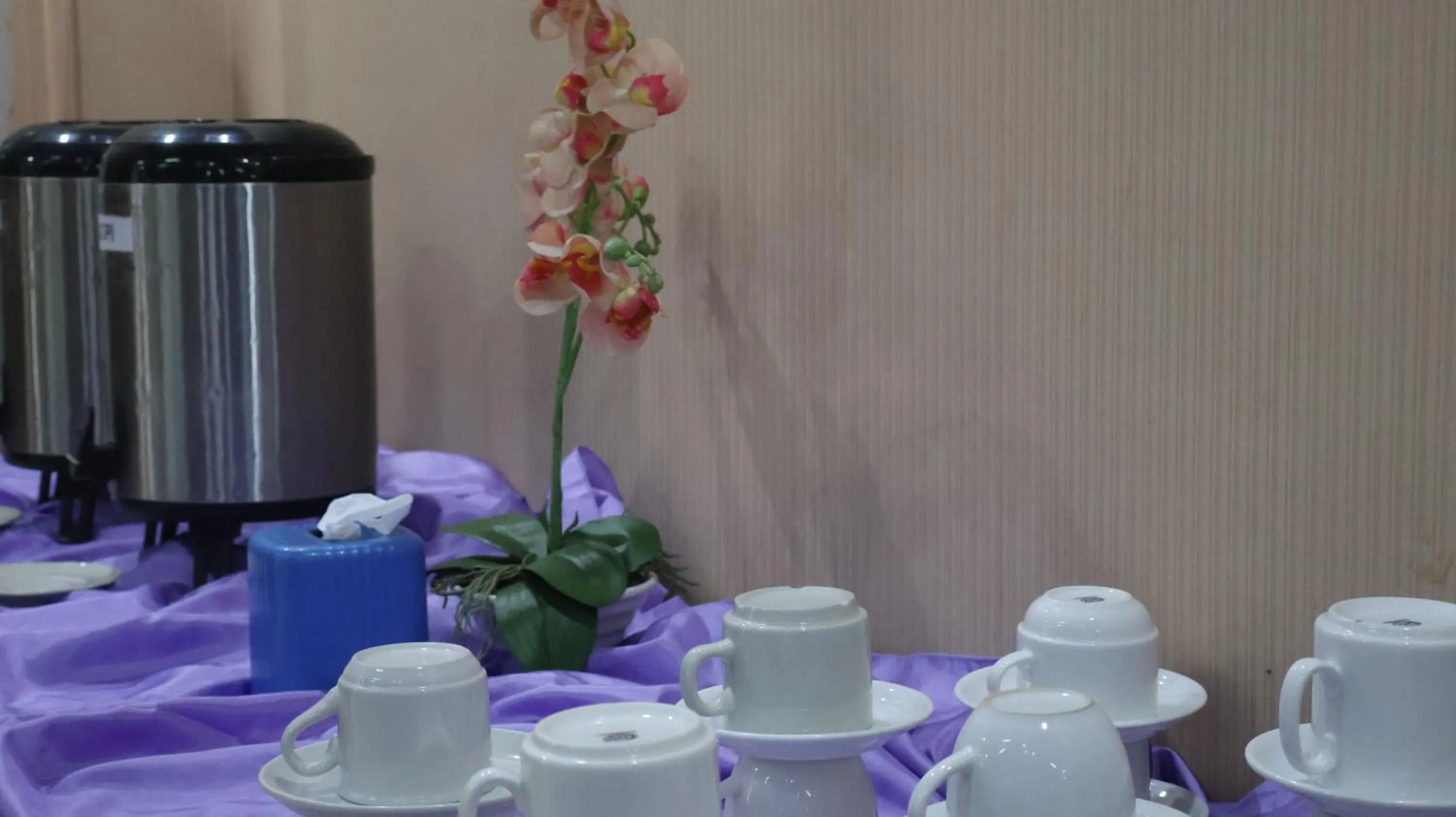 Coffee/tea facilities in Nikita Hotel