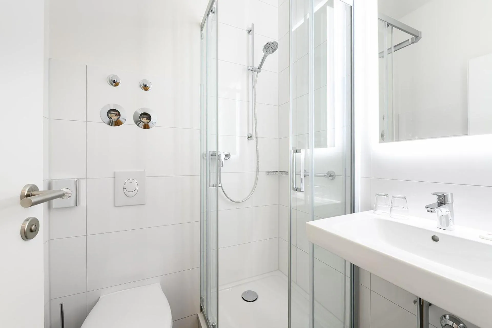 Bathroom in Hotel Olympia Schießanlage